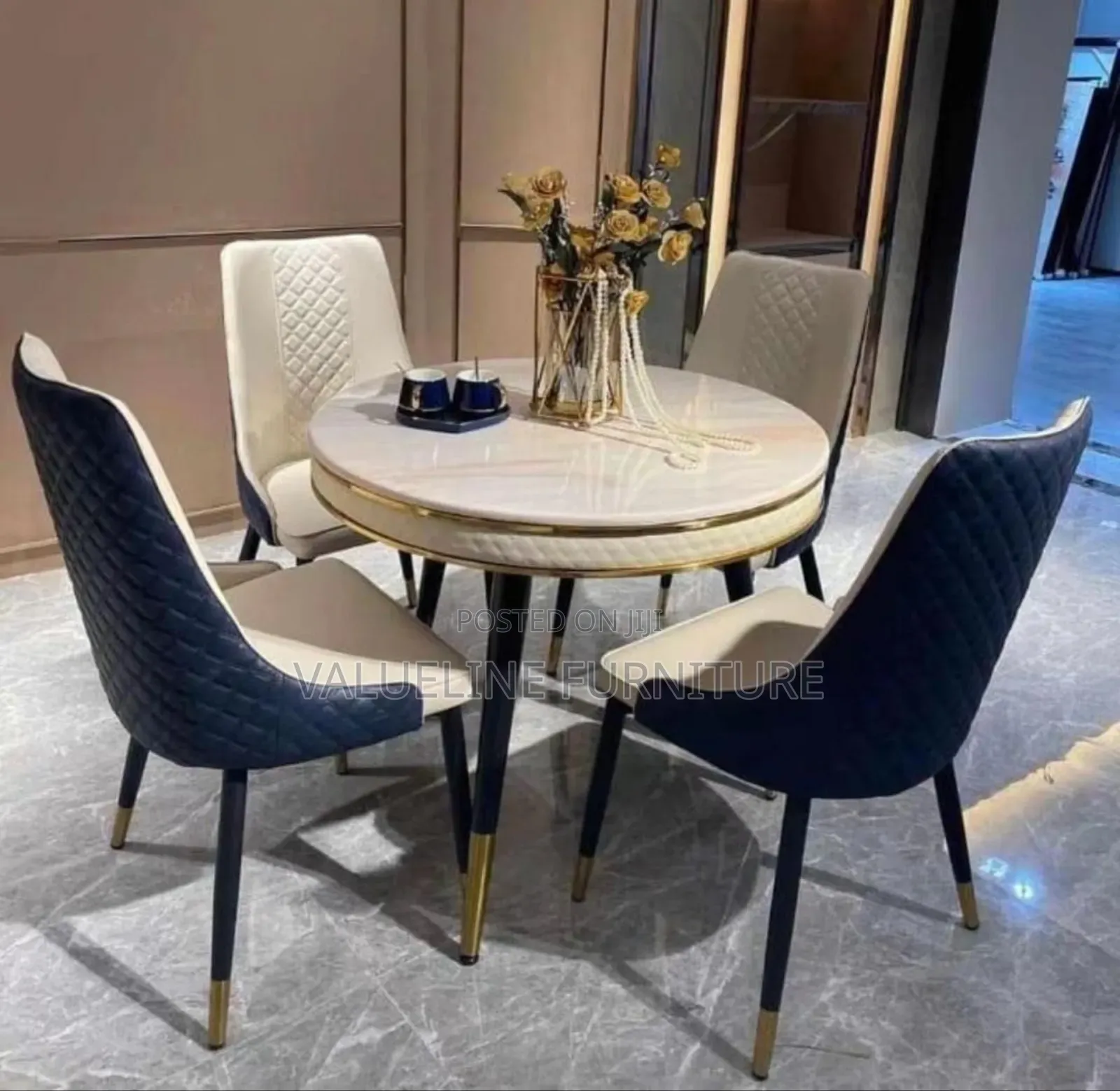 4 Seater Dining Set
