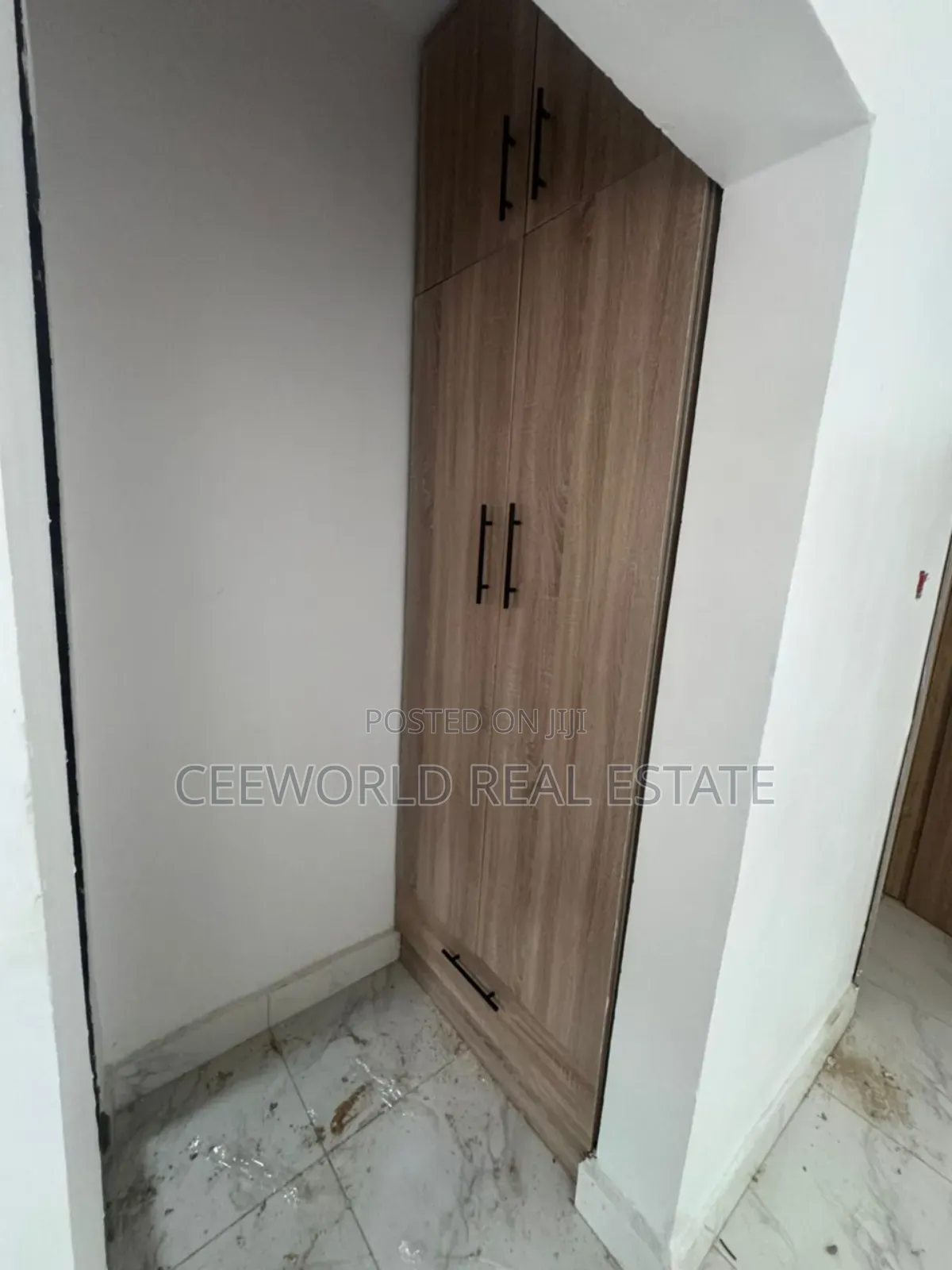 5bdrm Duplex in Oluyole Estate for rent