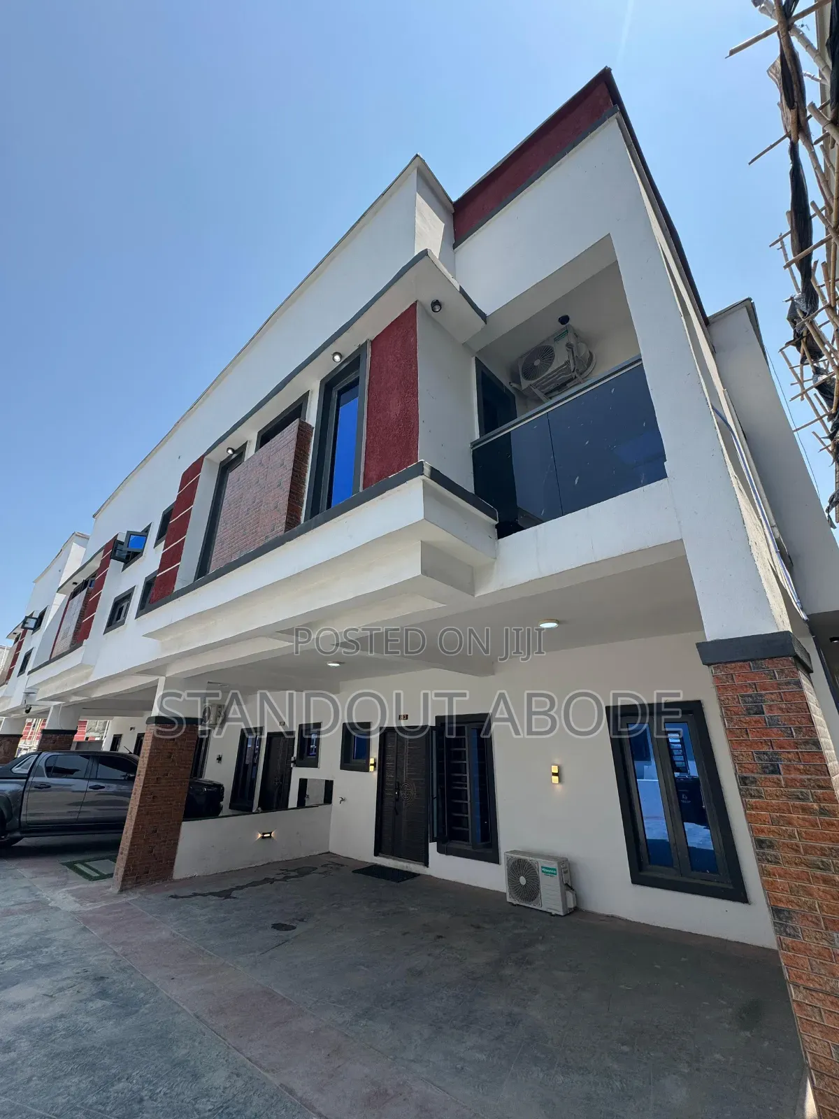 3bdrm Duplex in In An Estate Inppp, Ikota for sale