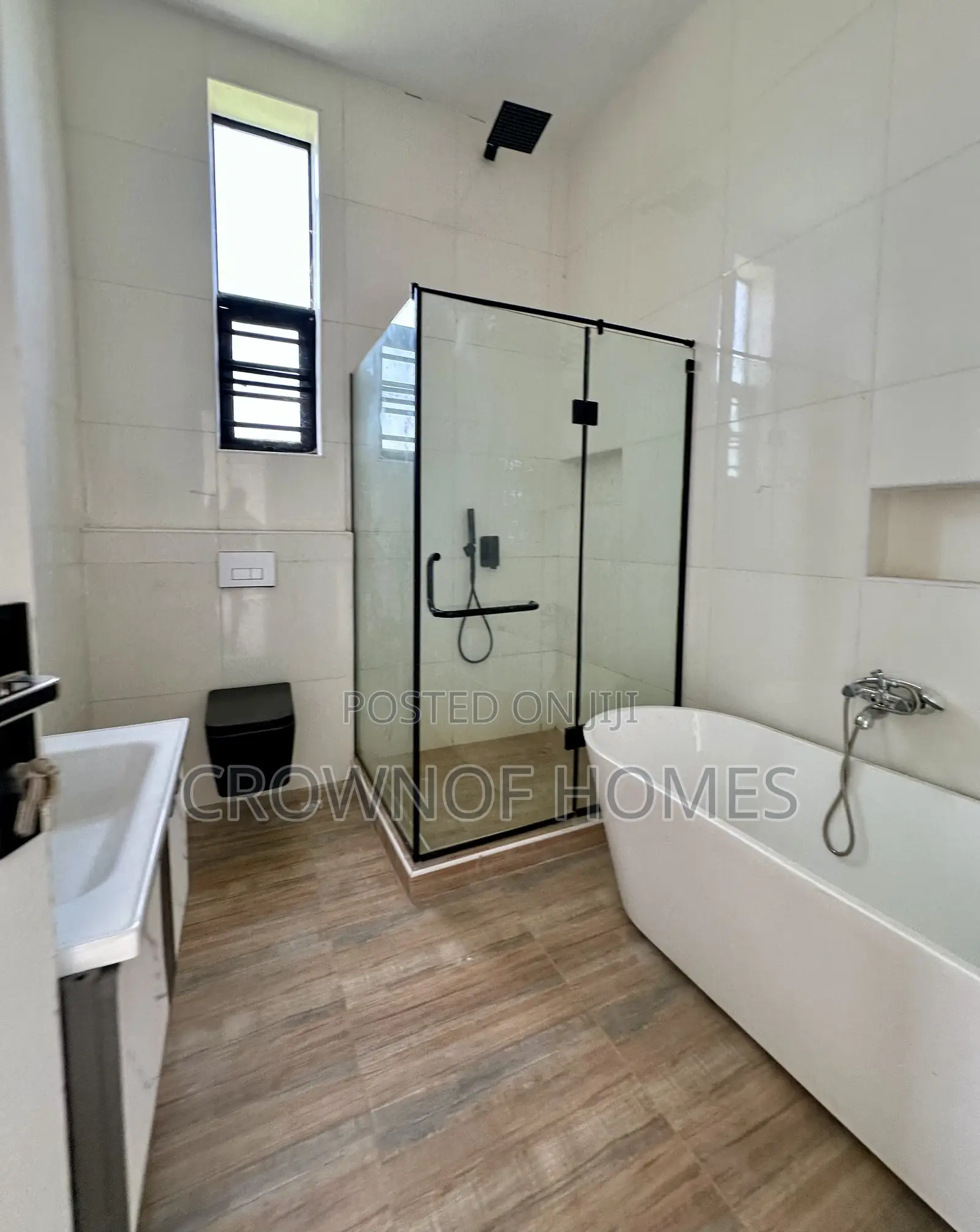 4bdrm Duplex in Sangotedo for sale