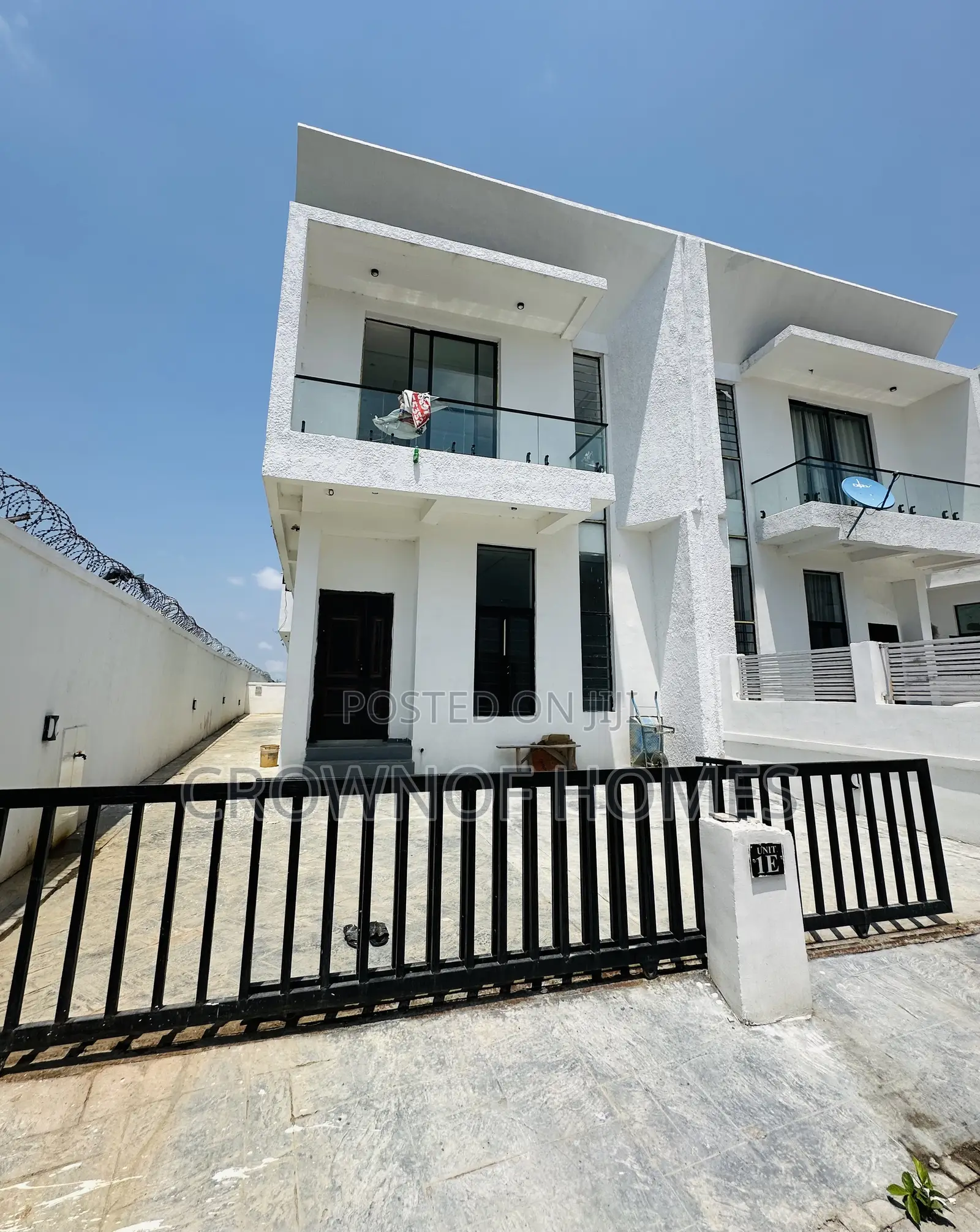 4bdrm Duplex in Sangotedo for sale