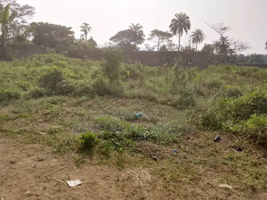 7 Acres Livestock Farm