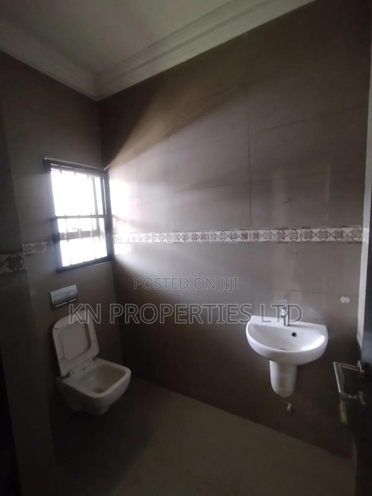 3bdrm Duplex in Asokoro for rent