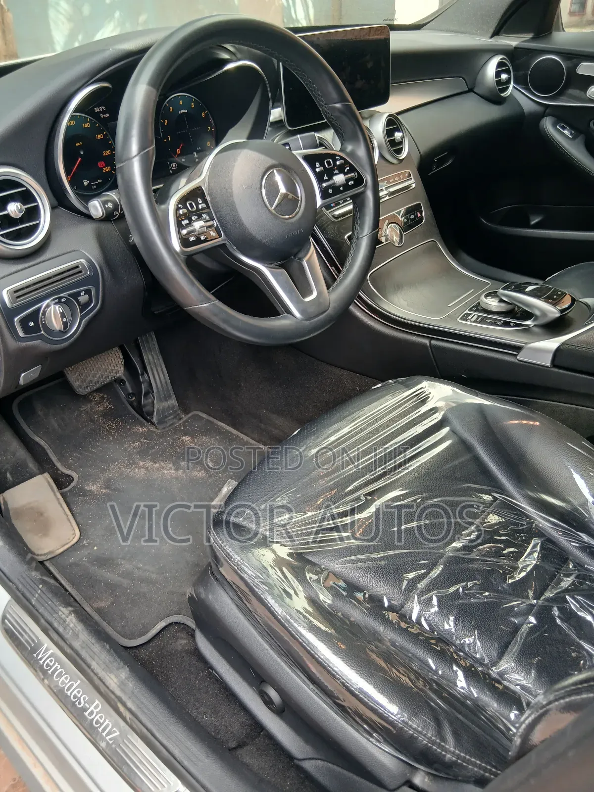 Mercedes-Benz C300 2020 Silver
