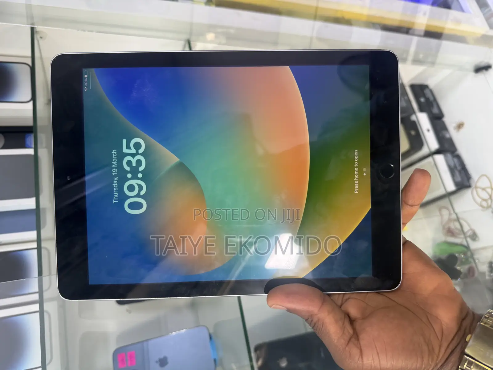 Apple iPad Wi-Fi 32 GB