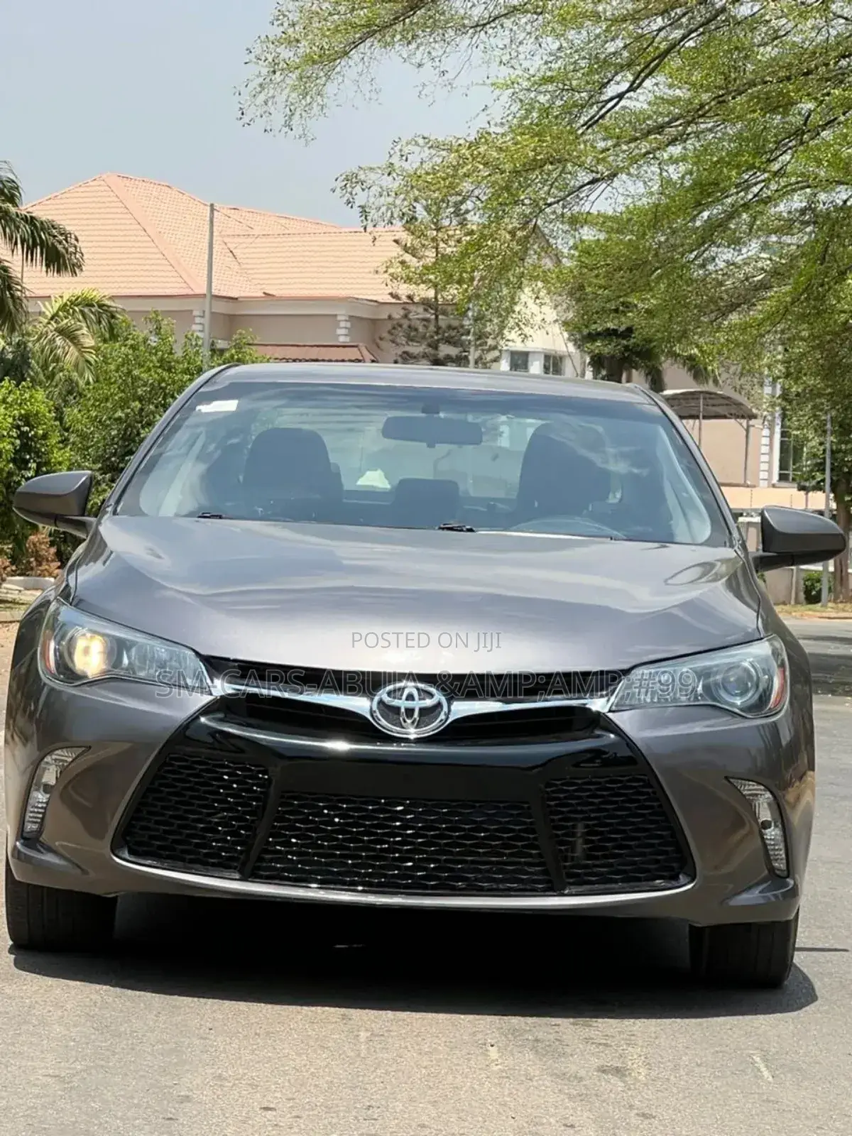 Toyota Camry LE 4dr Sedan (2.5L 4cyl 6A) 2017 Gray