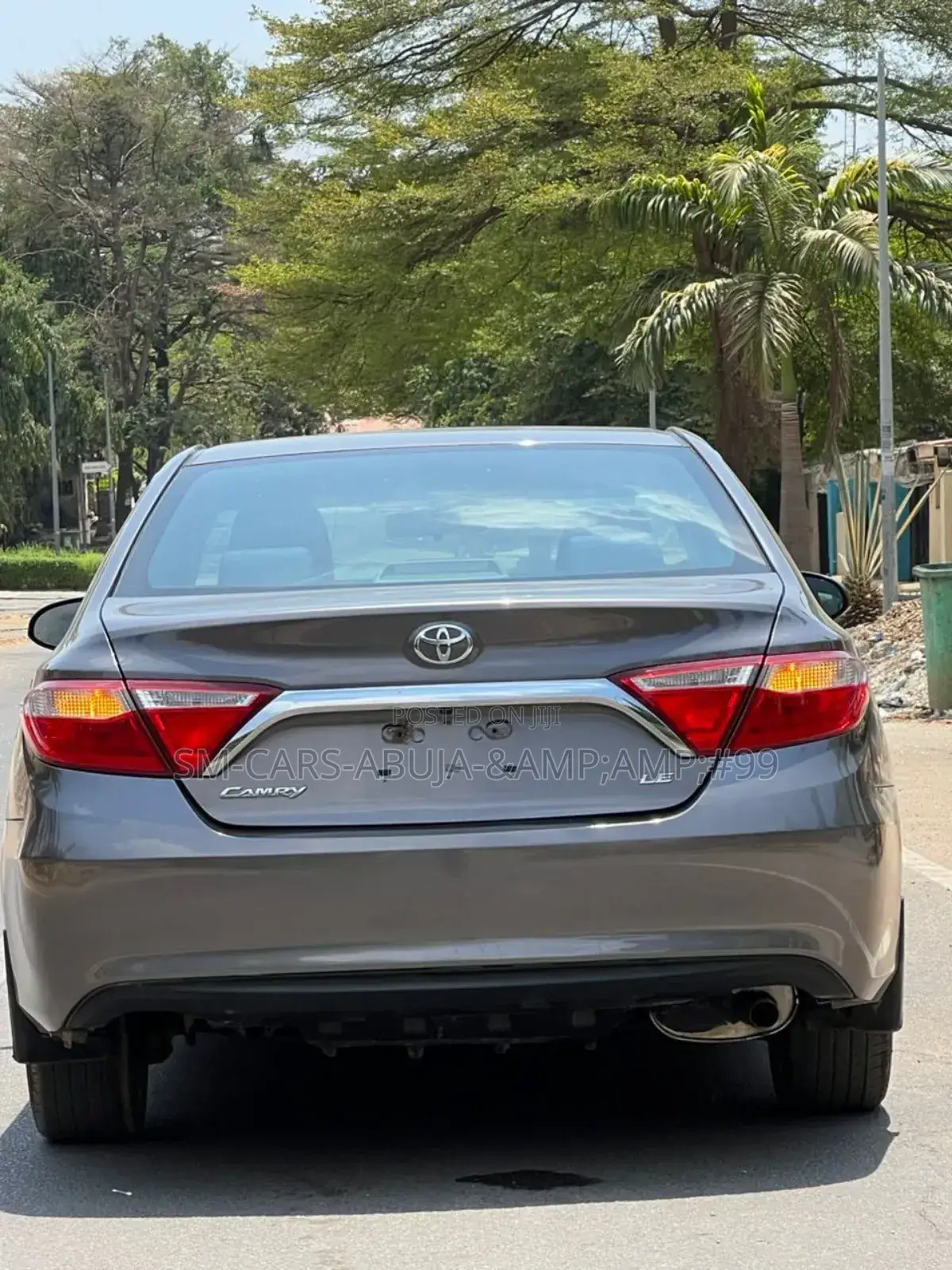 Toyota Camry LE 4dr Sedan (2.5L 4cyl 6A) 2017 Gray