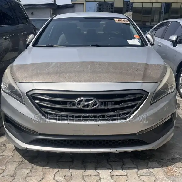 Hyundai Sonata Sport 2.0T 4dr Sedan (2.0L 4cyl Turbo 6A) 2015 Silver