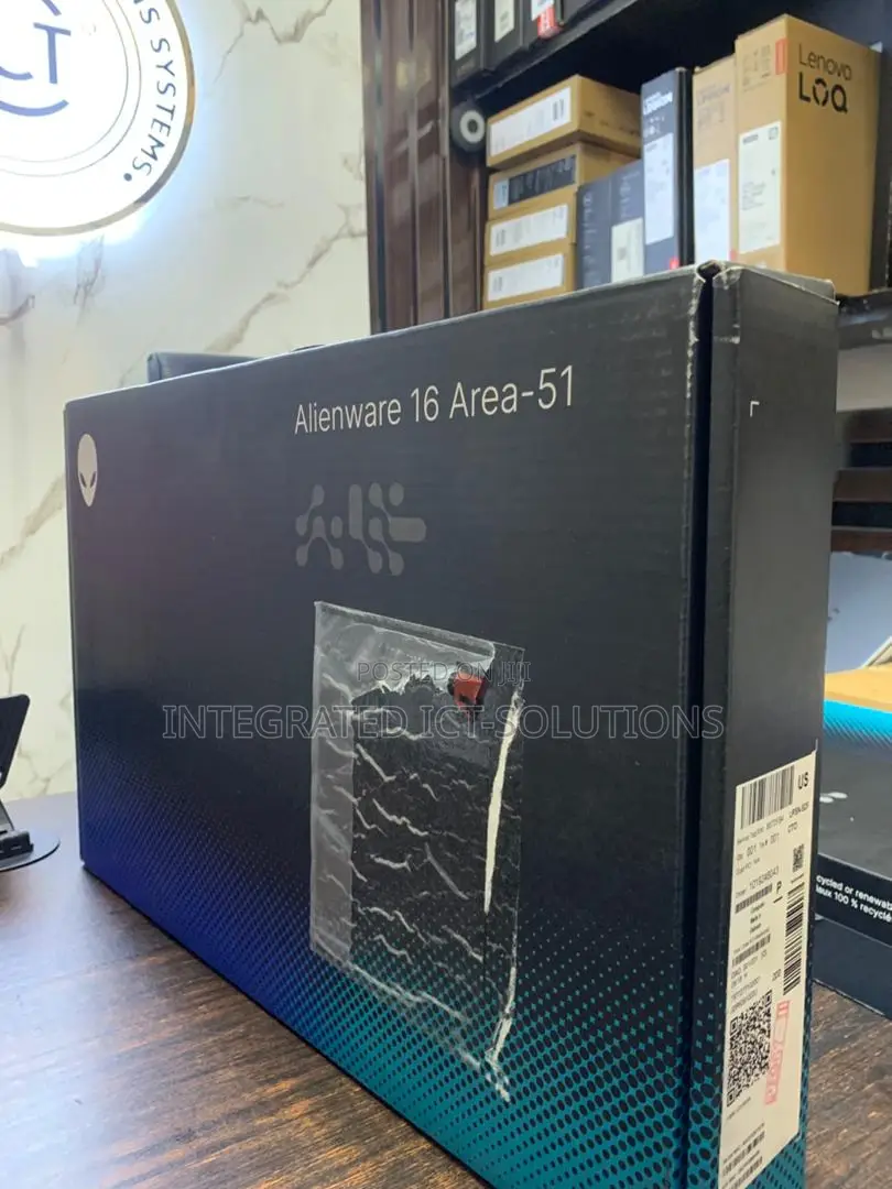 New Laptop Dell Alienware Area-51 64GB Intel Core Ultra 9 SSD 2T