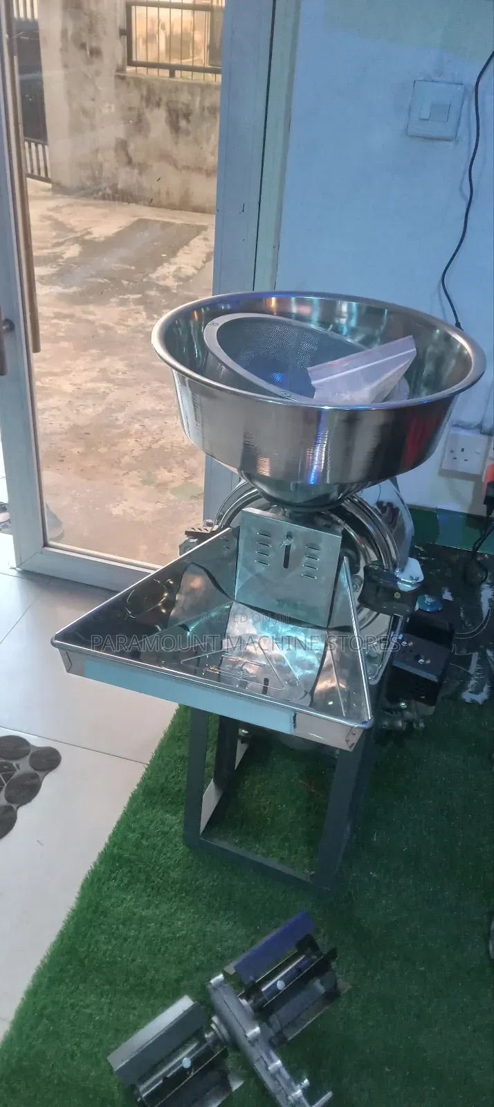 Food Grinding Machine (Grain Grinder)