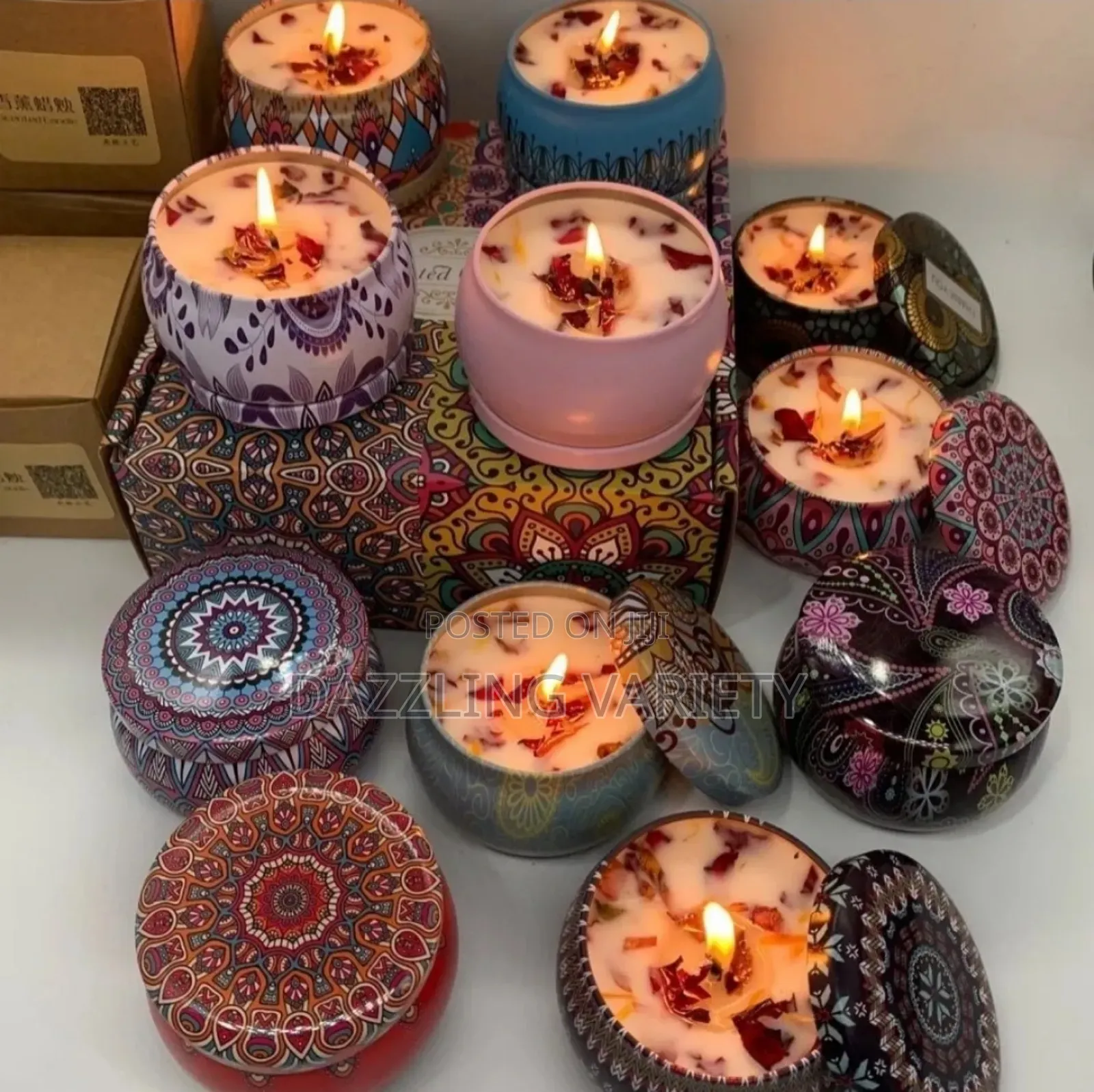 Aromatherapy Scented Candle With Flower Petals