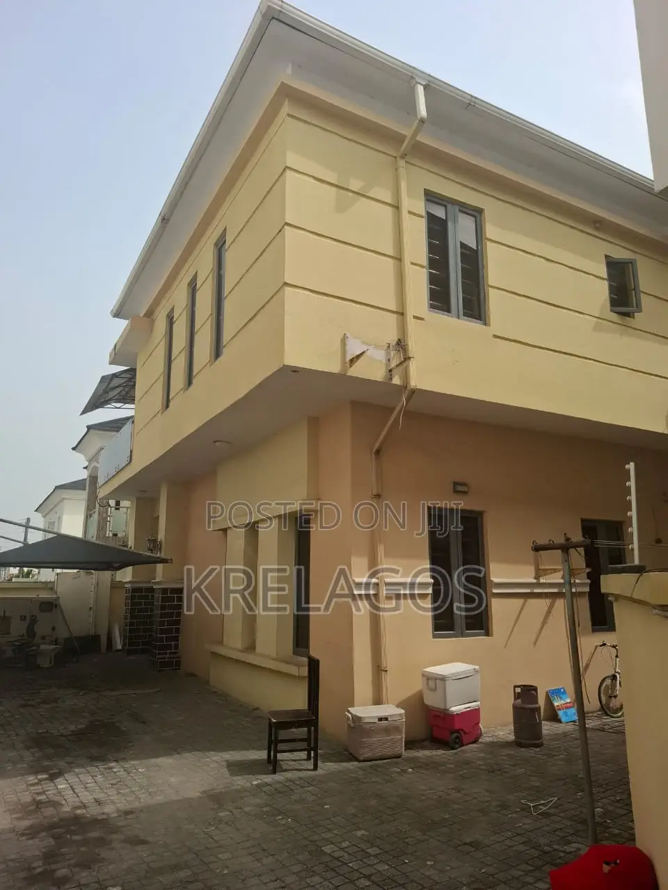 5bdrm Duplex in Agungi for sale