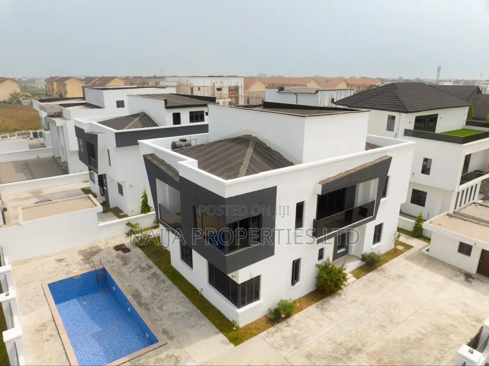 4bdrm Duplex in Royal Garden Estate, Ajiwe for sale