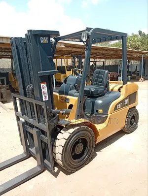3tons Caterpillar Forklift
