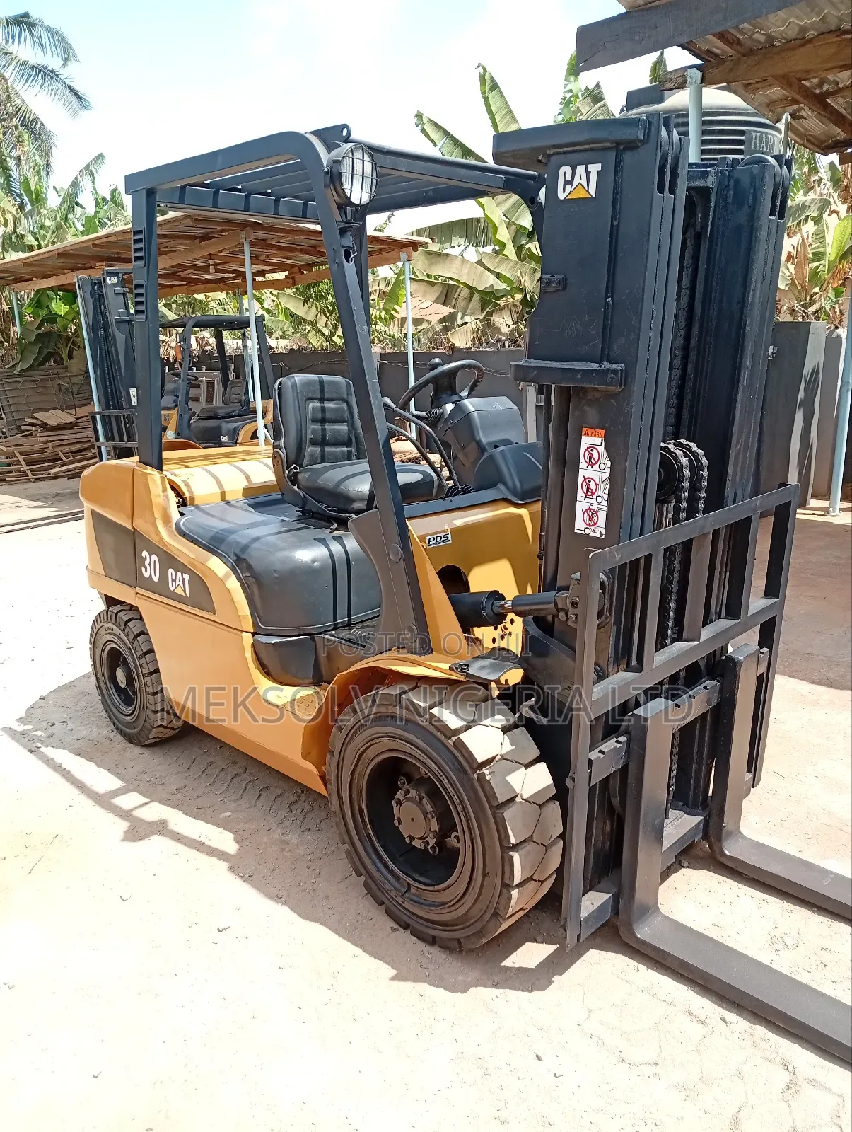 3tons Caterpillar Forklift