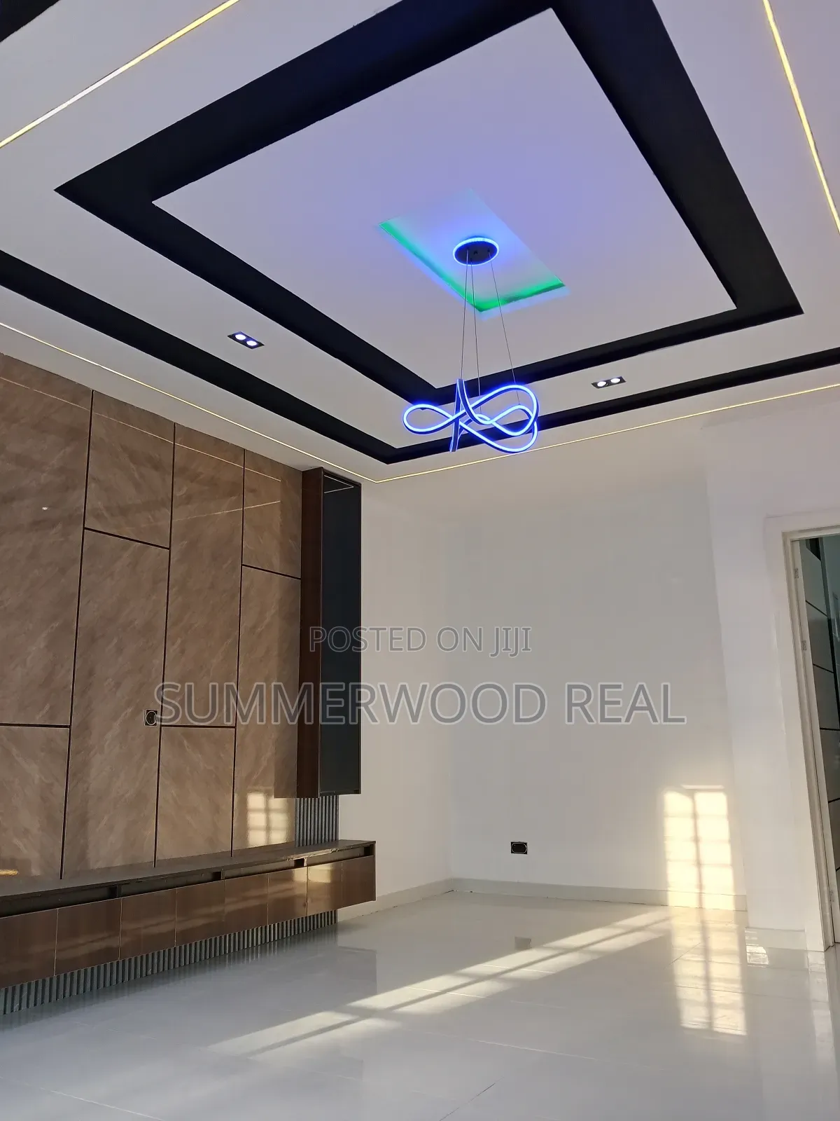 3bdrm Duplex in Lekki Phase 2 for sale