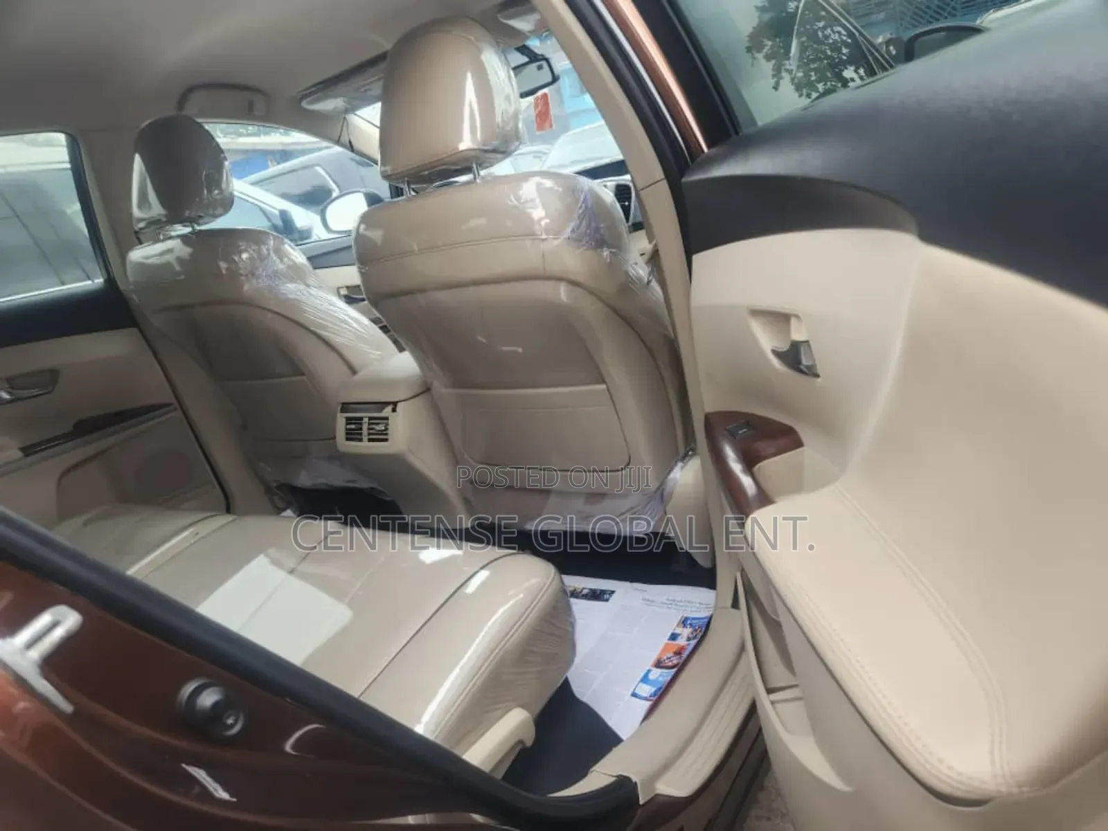 Toyota Venza LE 2012 Brown