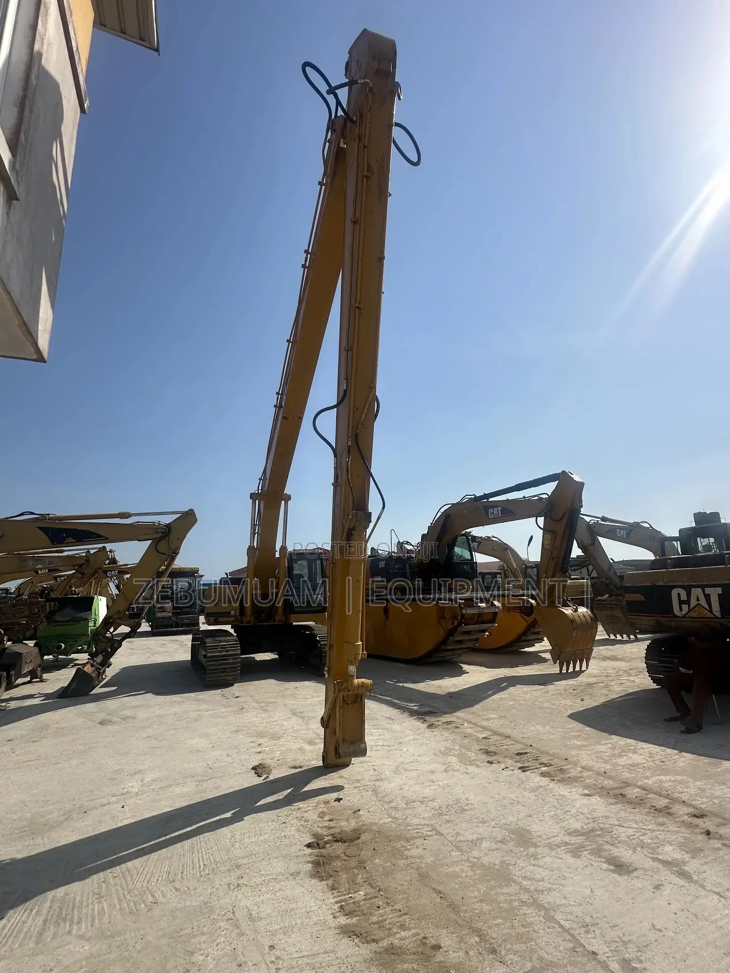 Long Boom Excavator 33bl for Sale 170million
