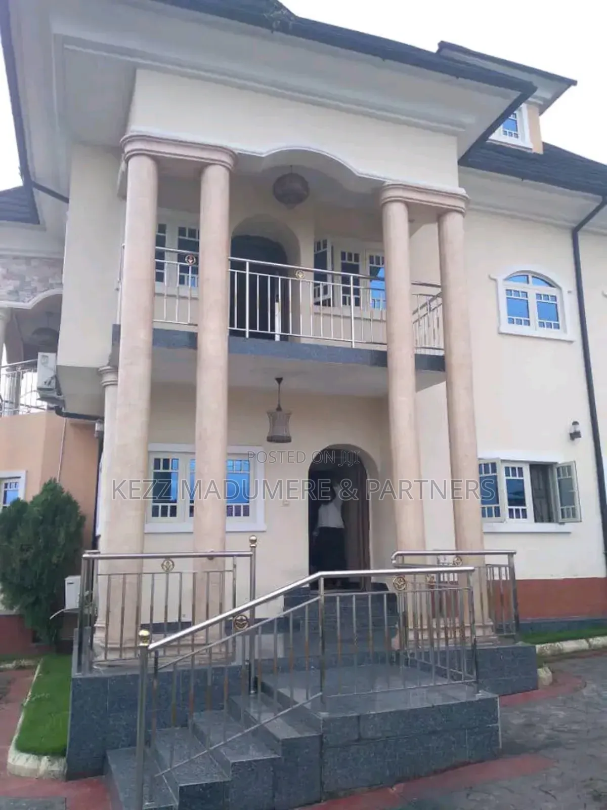 6bdrm Duplex in Aig Area, Calabar , for sale