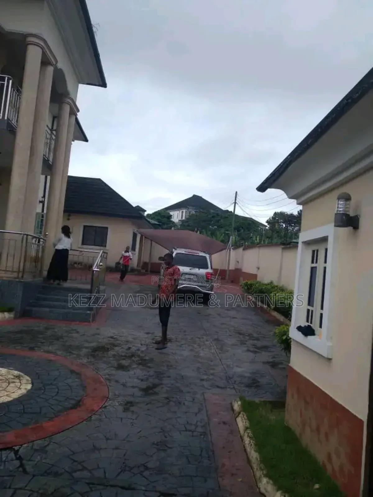 6bdrm Duplex in Aig Area, Calabar , for sale