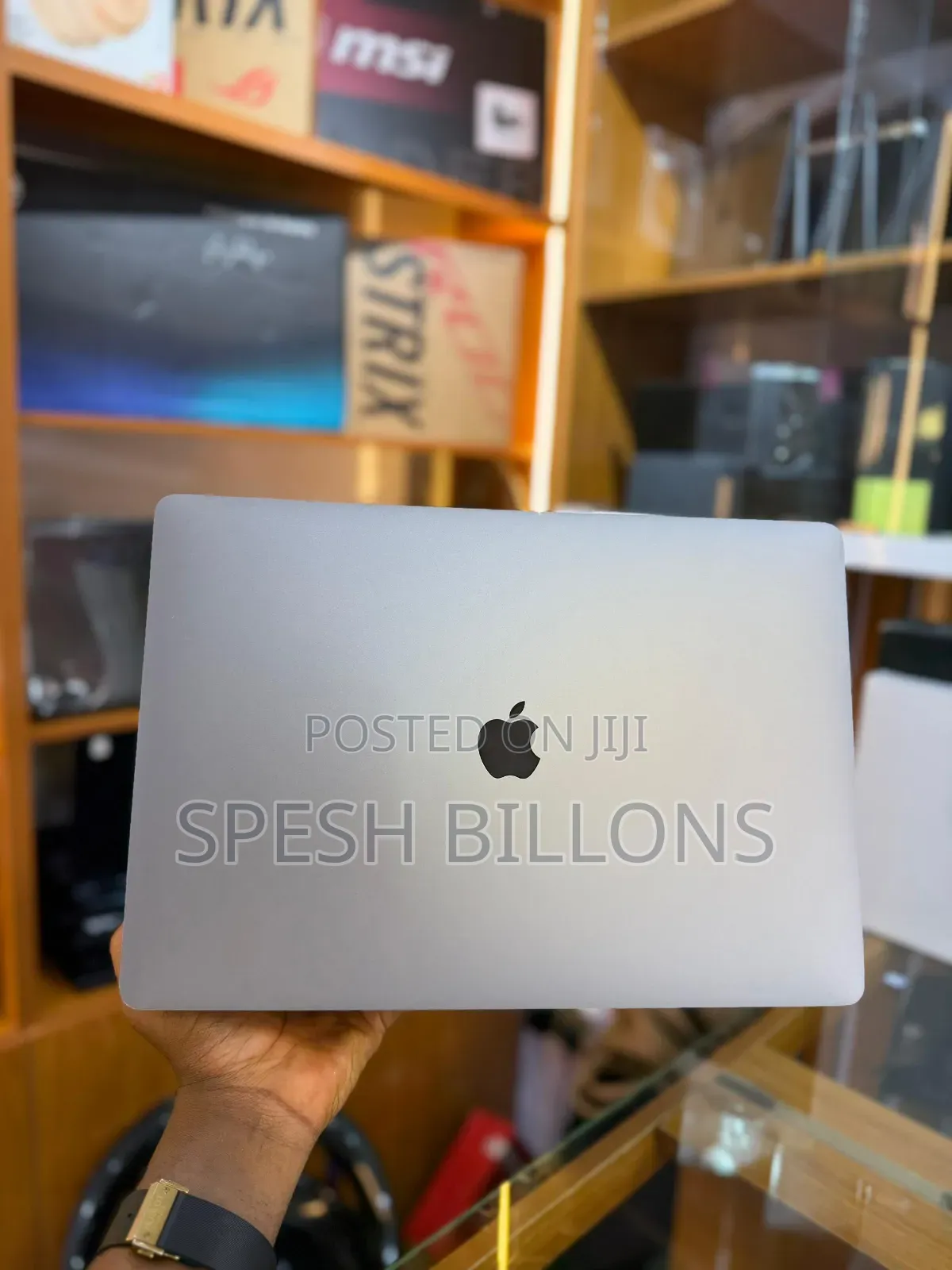 New Laptop Apple MacBook Pro 2019 64GB Intel Core i9 SSD 512GB