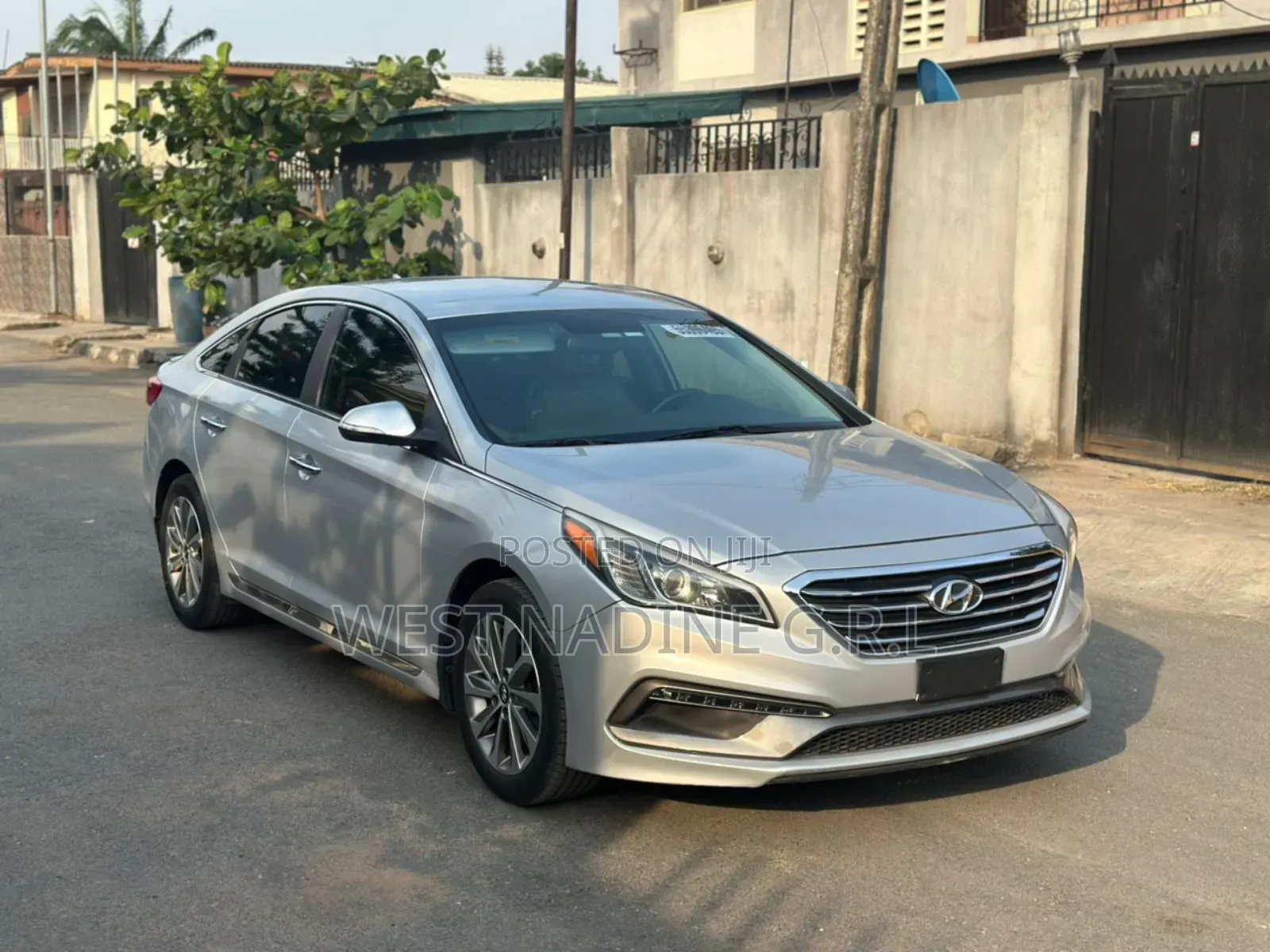 Hyundai Sonata Sport 4dr Sedan (2.4L 4cyl 6A) 2015 Silver