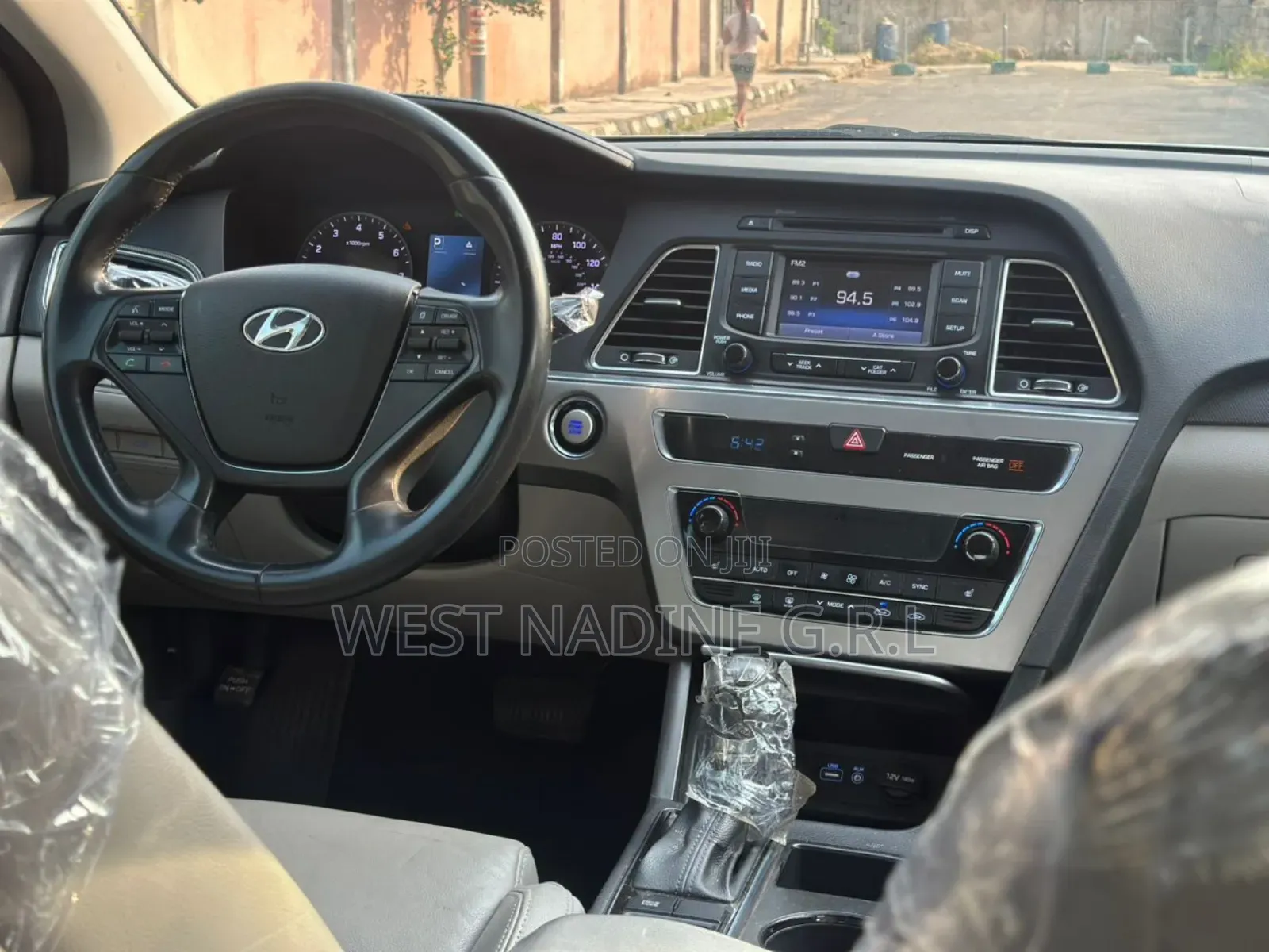 Hyundai Sonata Sport 4dr Sedan (2.4L 4cyl 6A) 2015 Silver