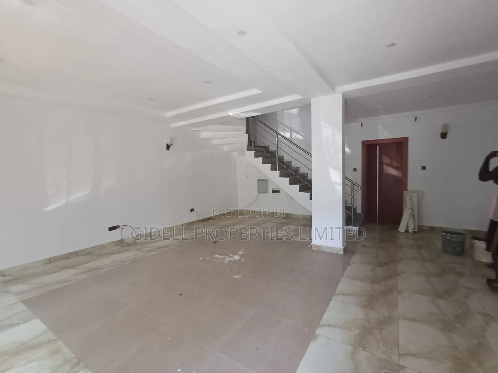 4bdrm Duplex in Guzape District for rent