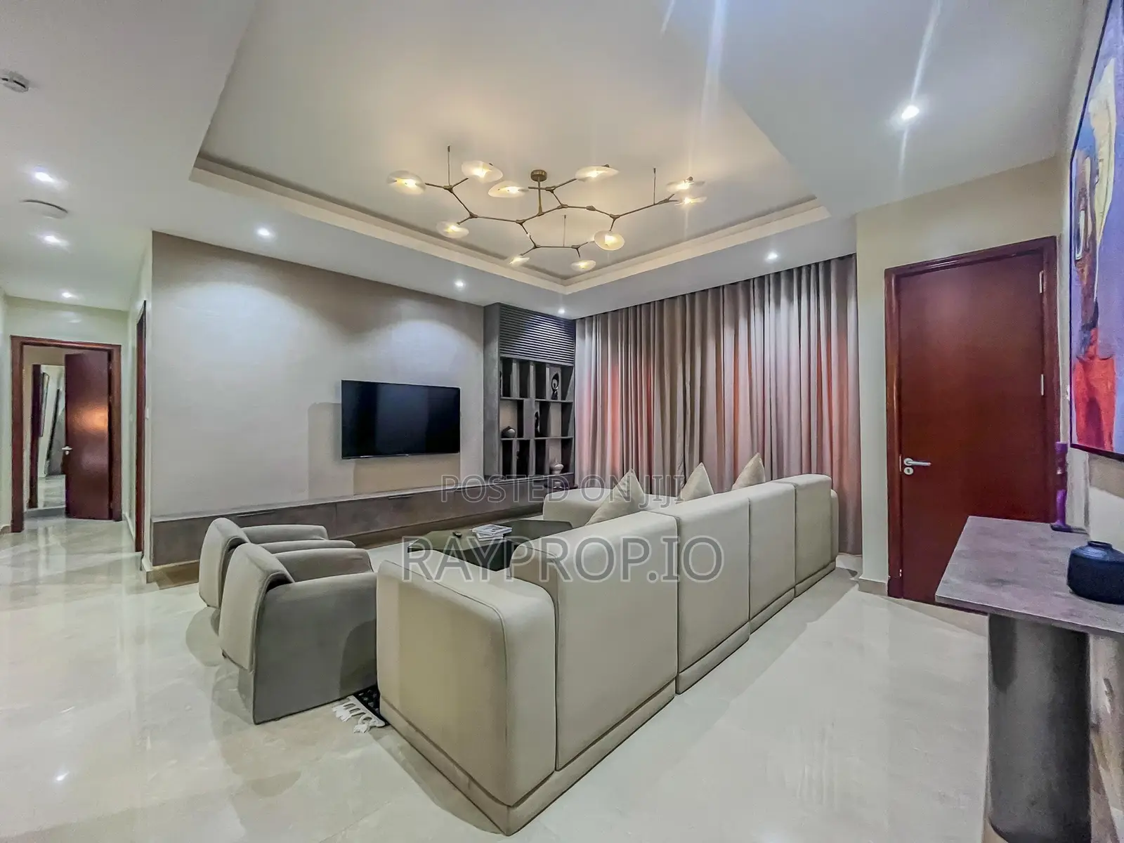 317590lk - 3 Bedroom Shortlet in Ikoyi