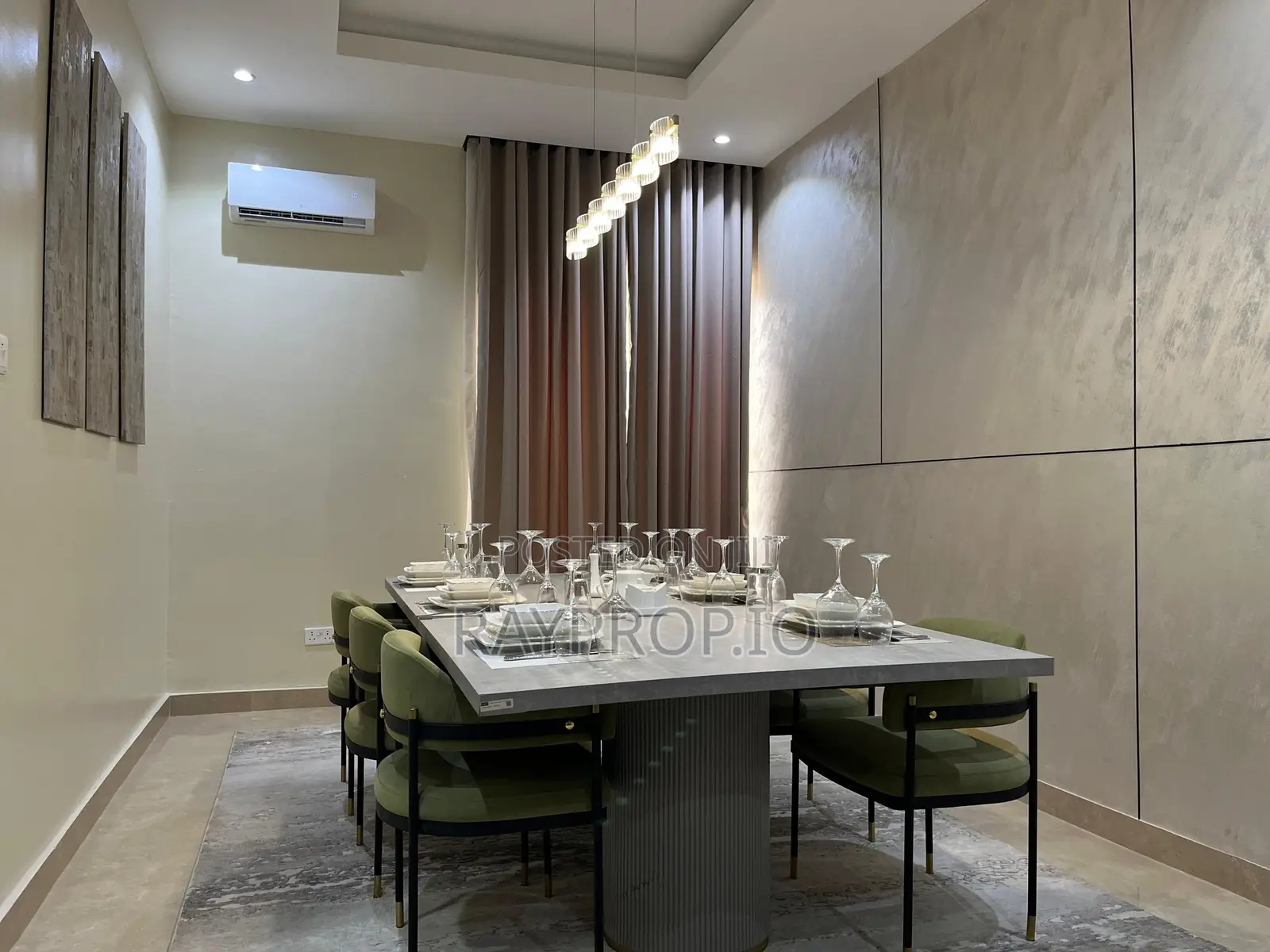 317590lk - 3 Bedroom Shortlet in Ikoyi