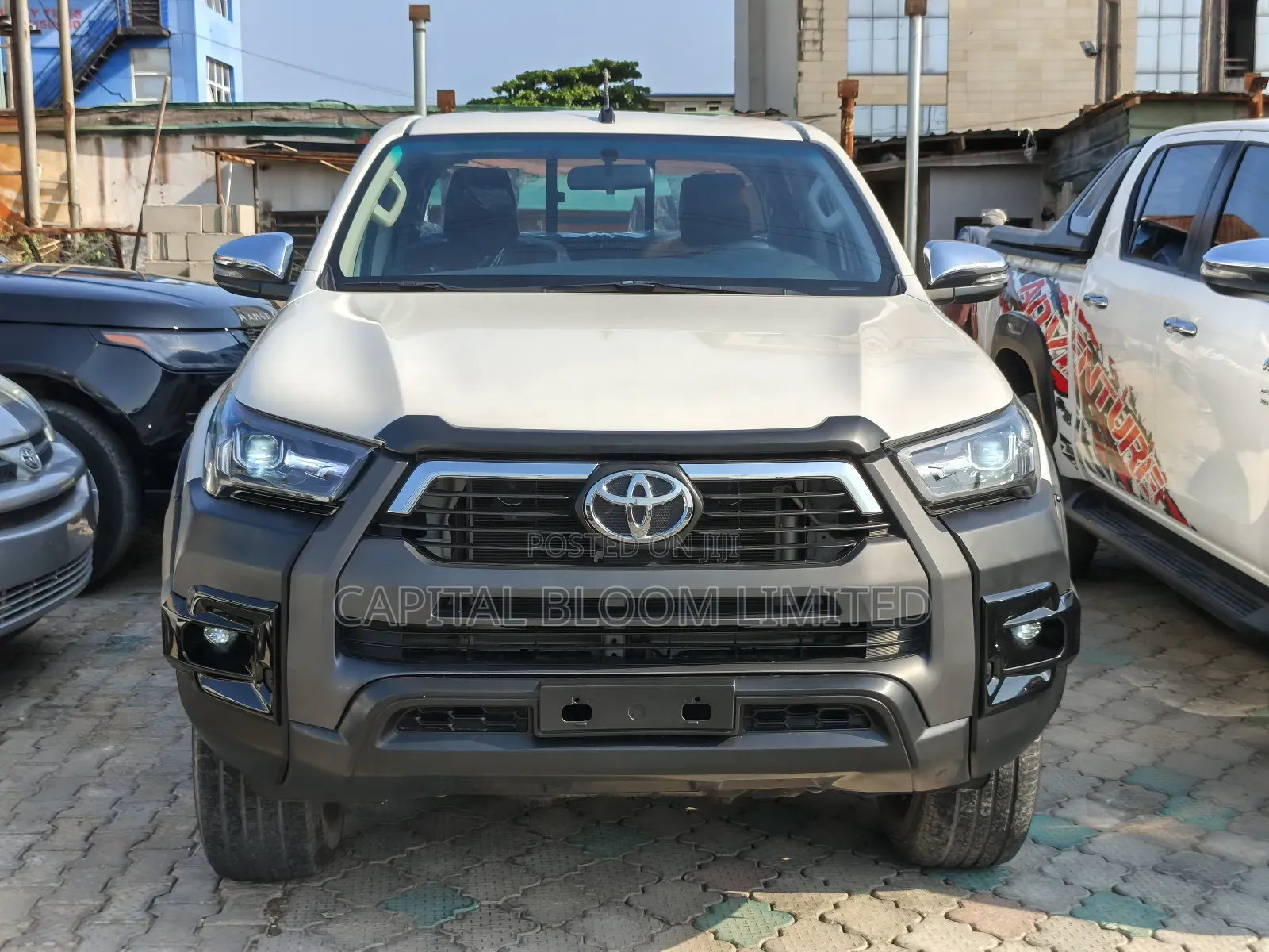 Toyota Hilux Rugged X 4x4 2018 White