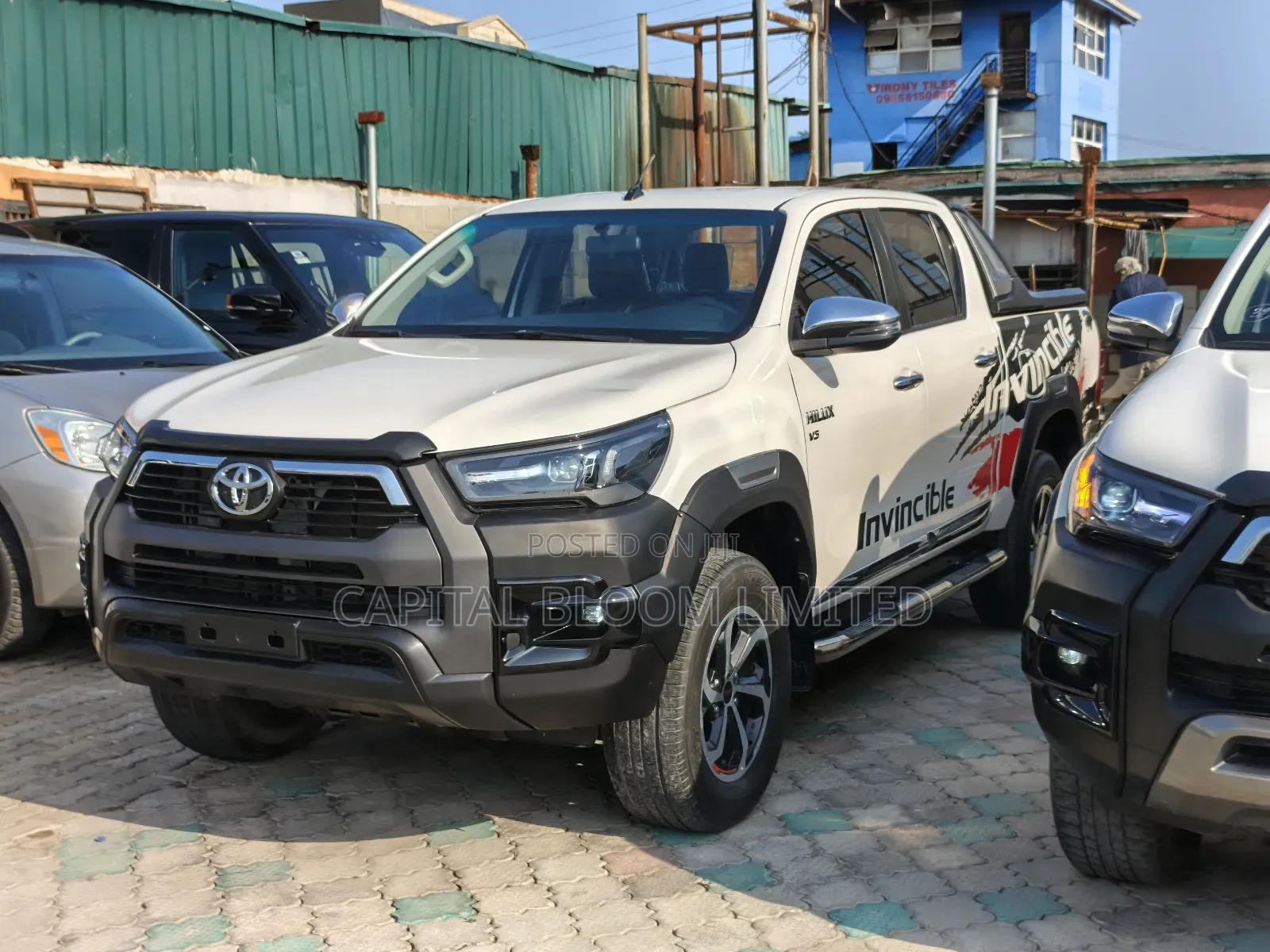 Toyota Hilux Rugged X 4x4 2018 White