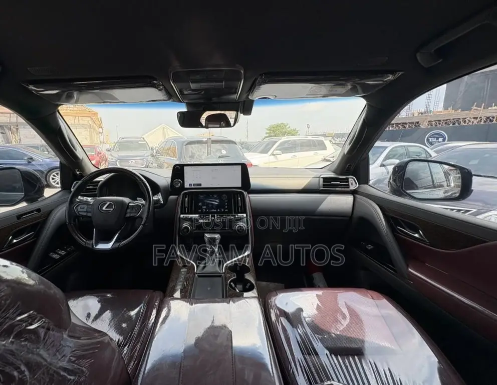 Lexus LX LX 600 2024 Black