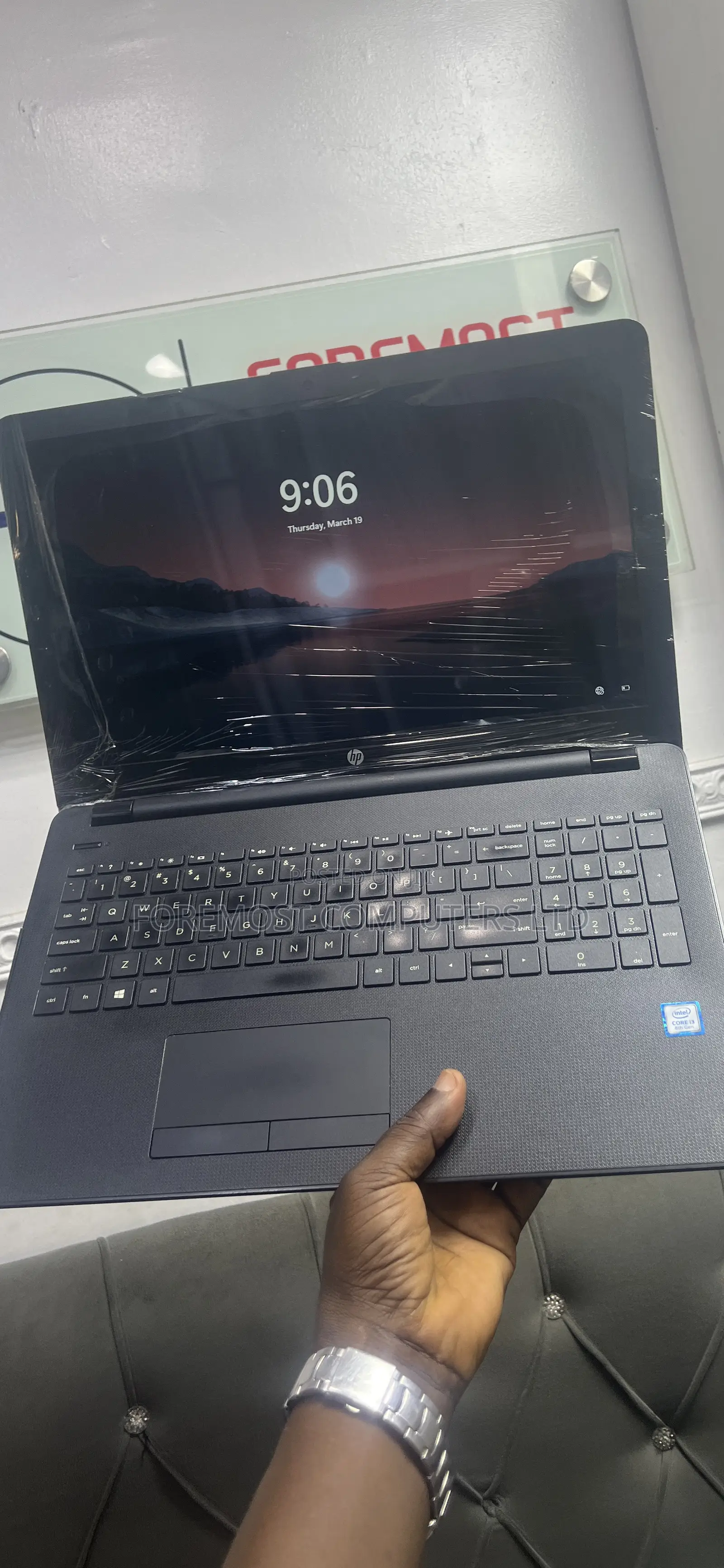 Laptop HP 15-da2933nia 8GB Intel Core i3 HDD 1T