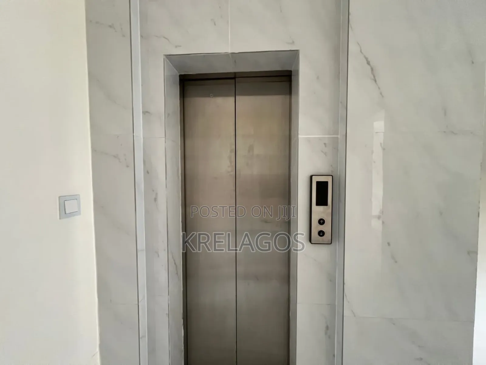5bdrm Duplex in Banana Island for rent