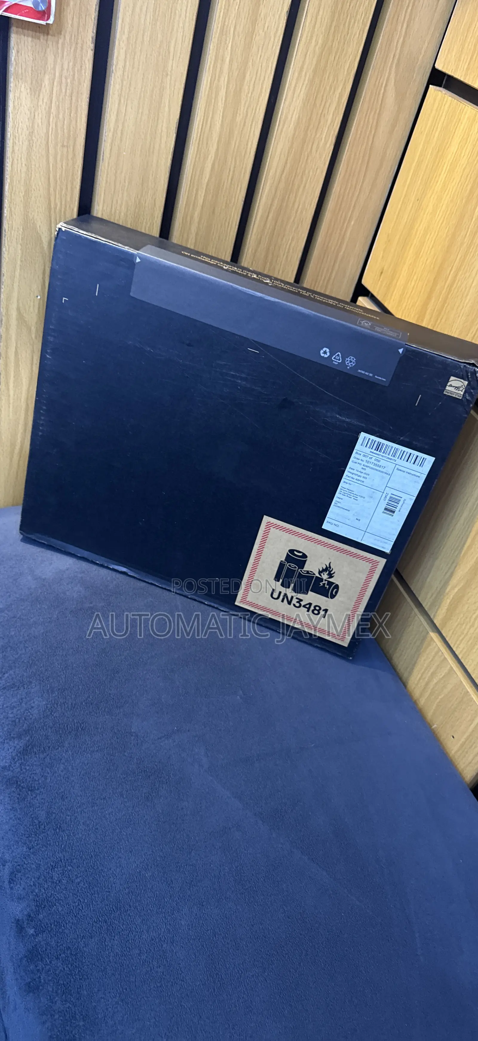 New Laptop Dell Latitude 9440 16GB Intel Core i7 SSD 512GB