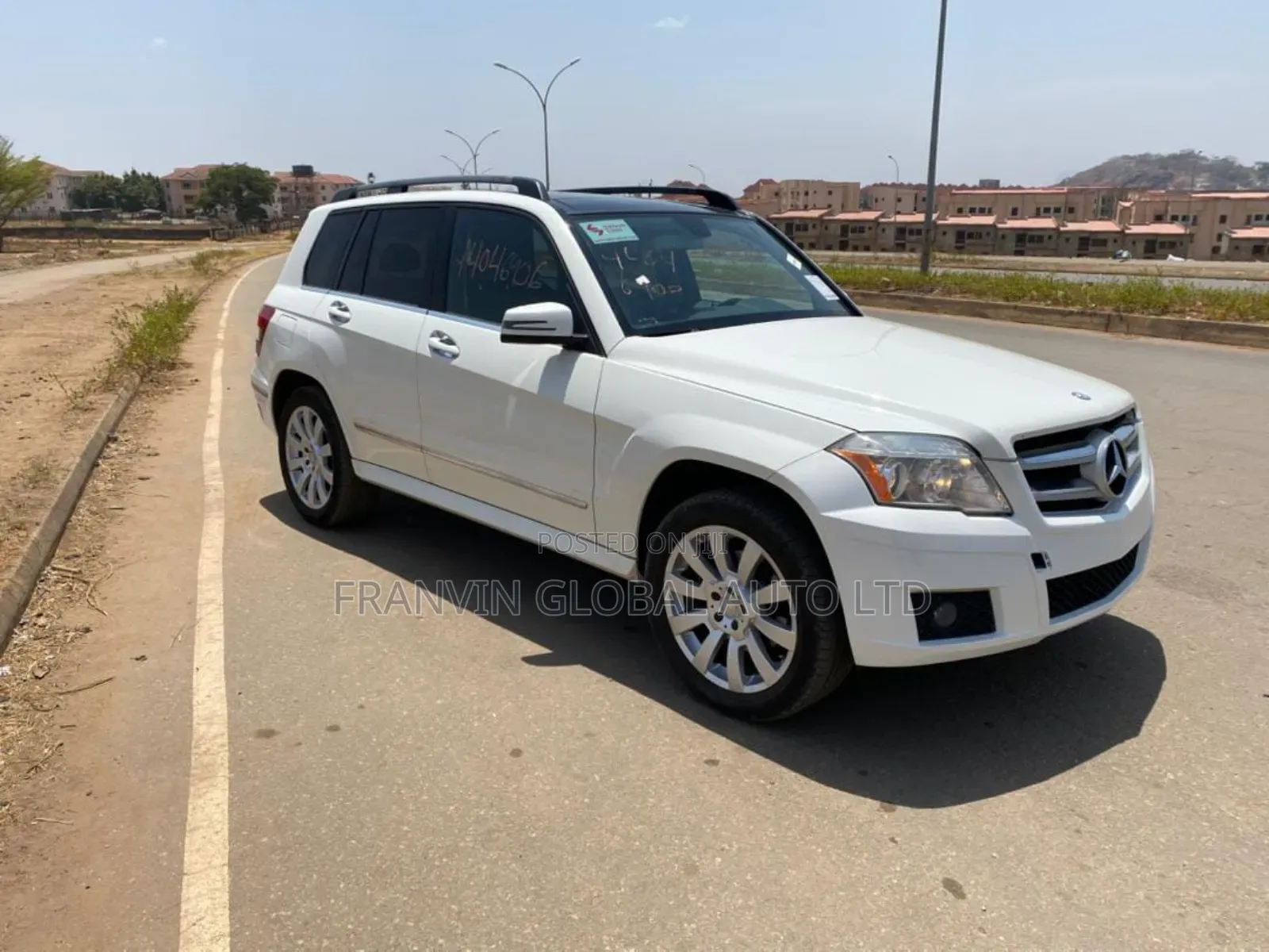 Mercedes-Benz GLK-Class 350 2011 White