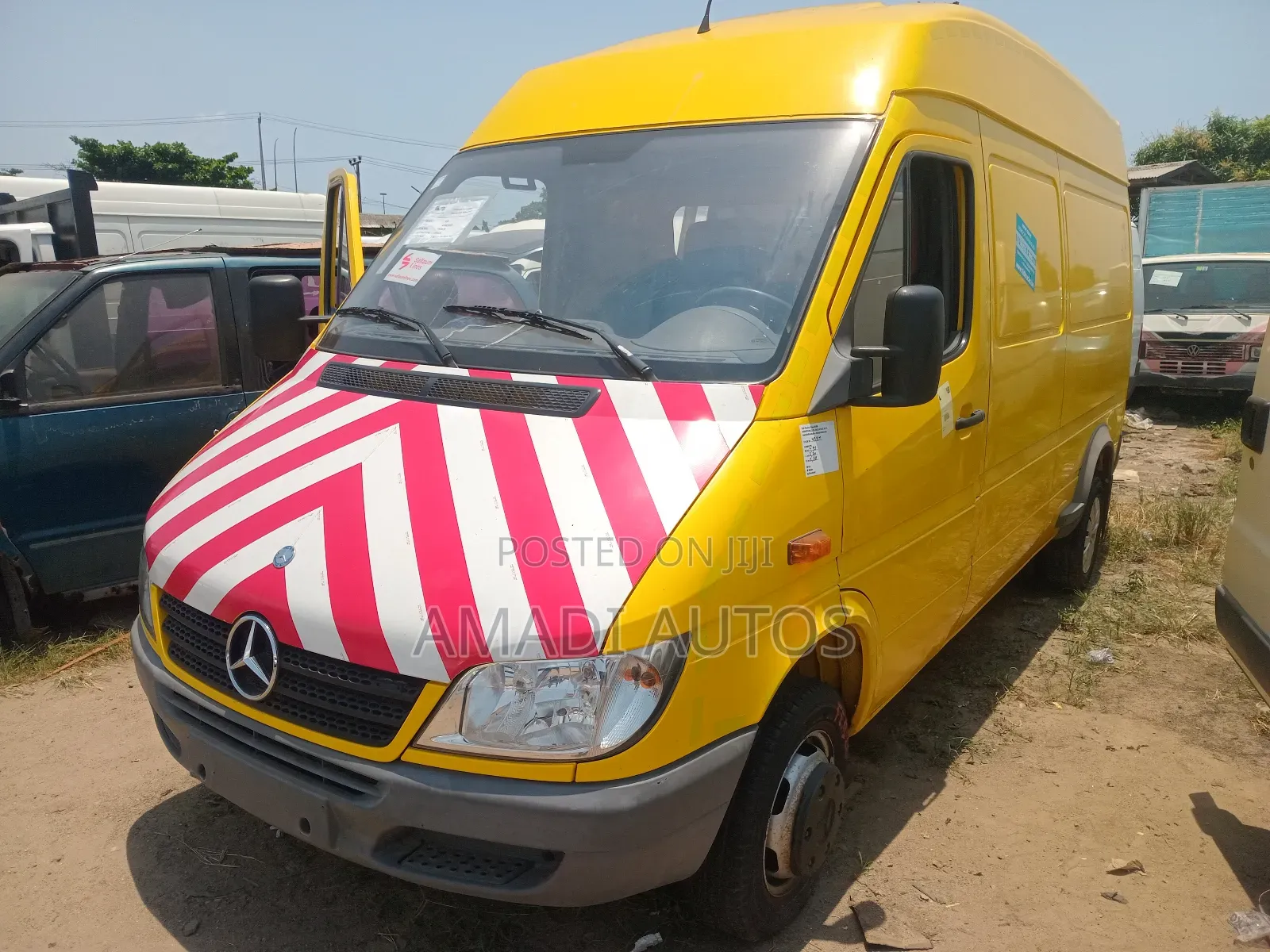 Mercedes-Benz Sprinter 2005 Yellow