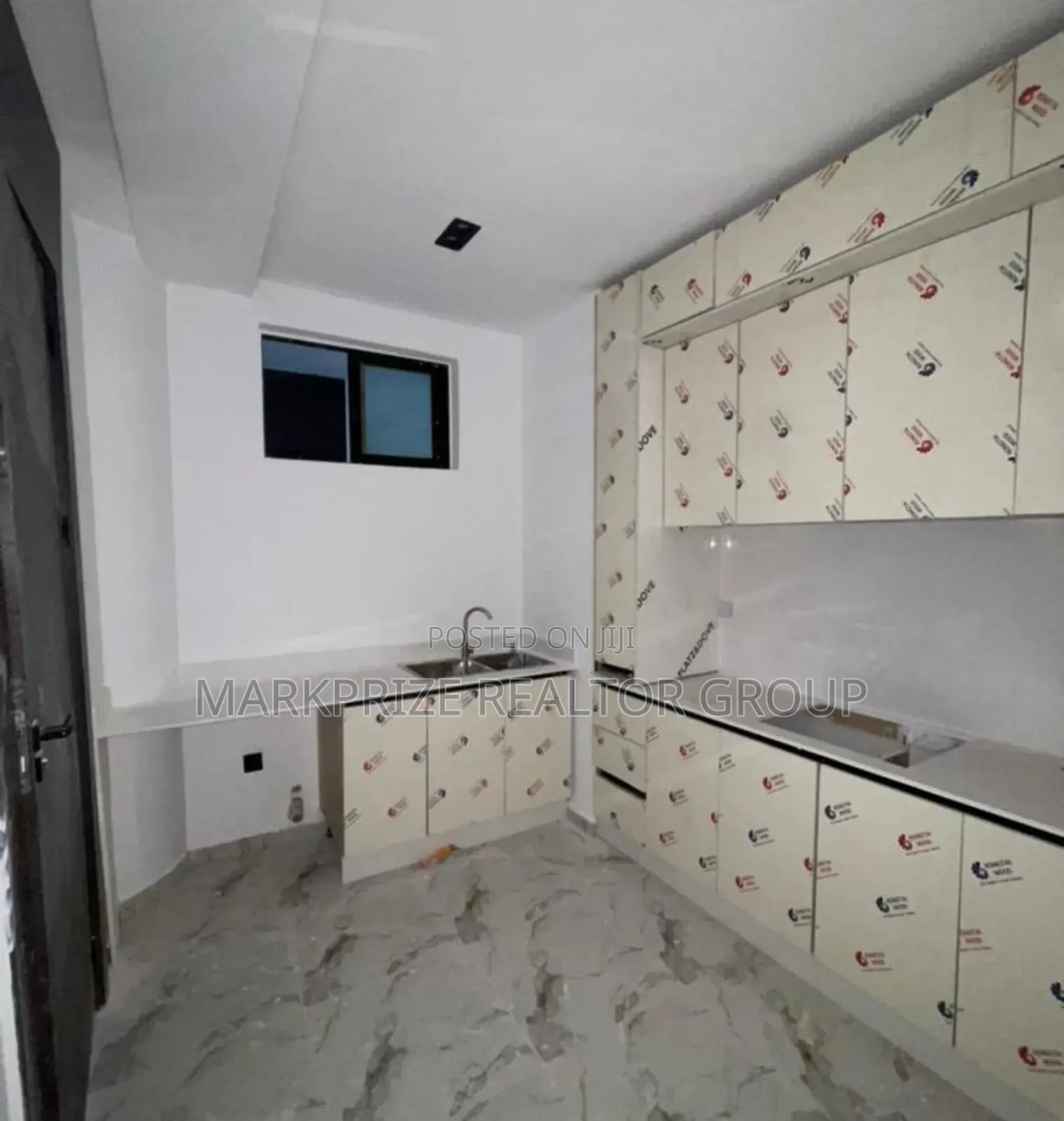 2bdrm Apartment in Orchid Lekki, Ologolo for sale