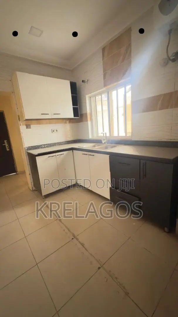 6bdrm Duplex in Ikate for rent