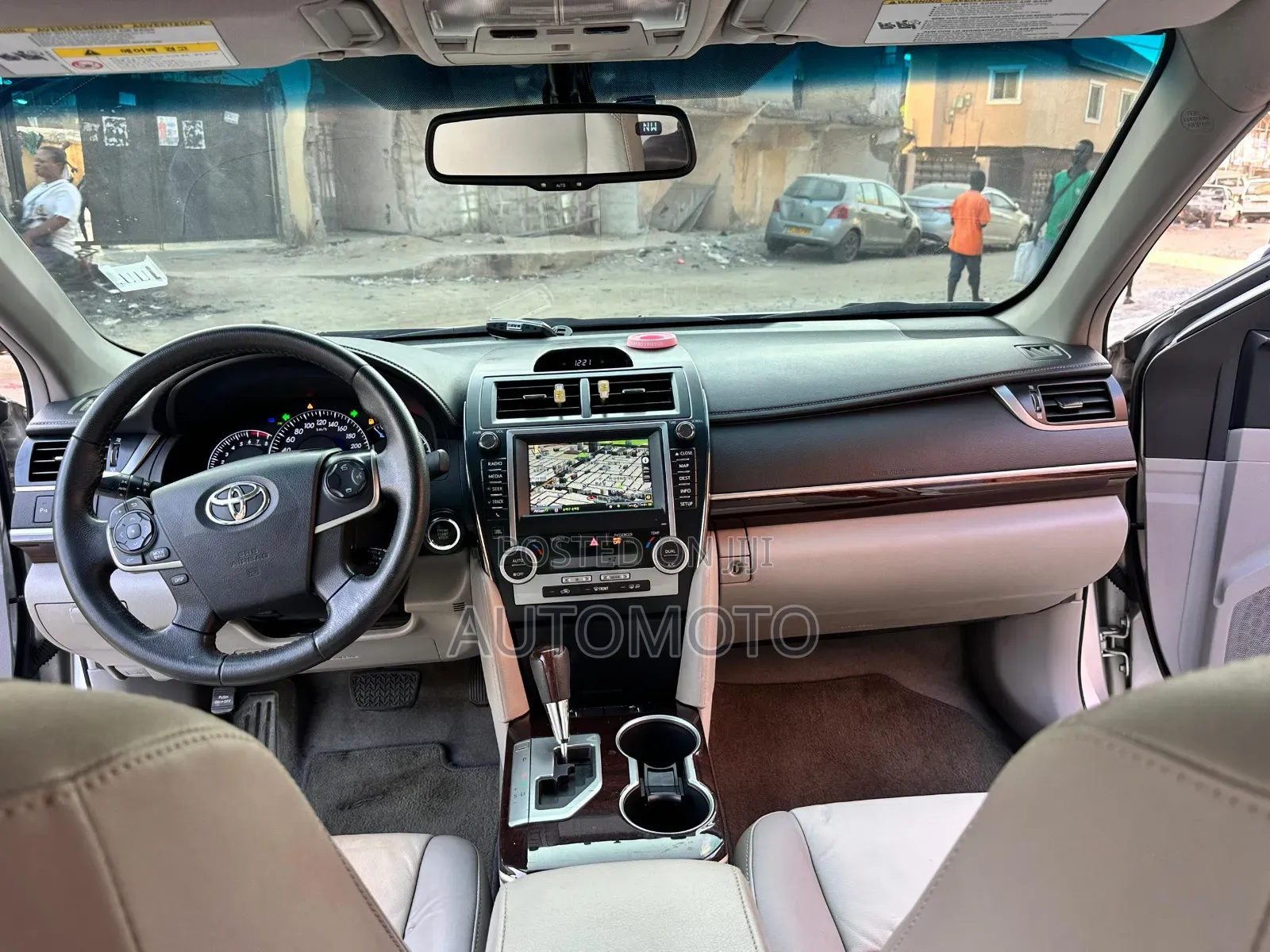 Toyota Camry 2014 Silver