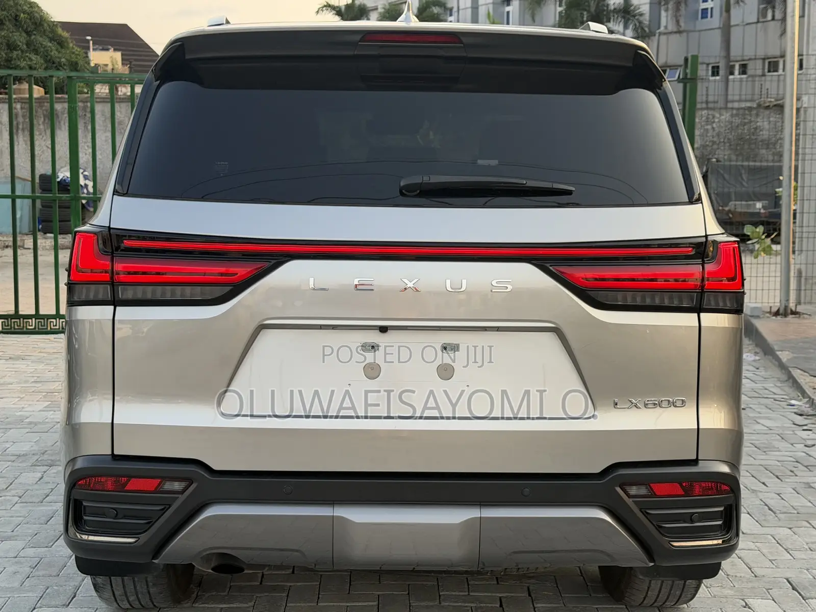 Lexus LX LX 600 2022 Gold