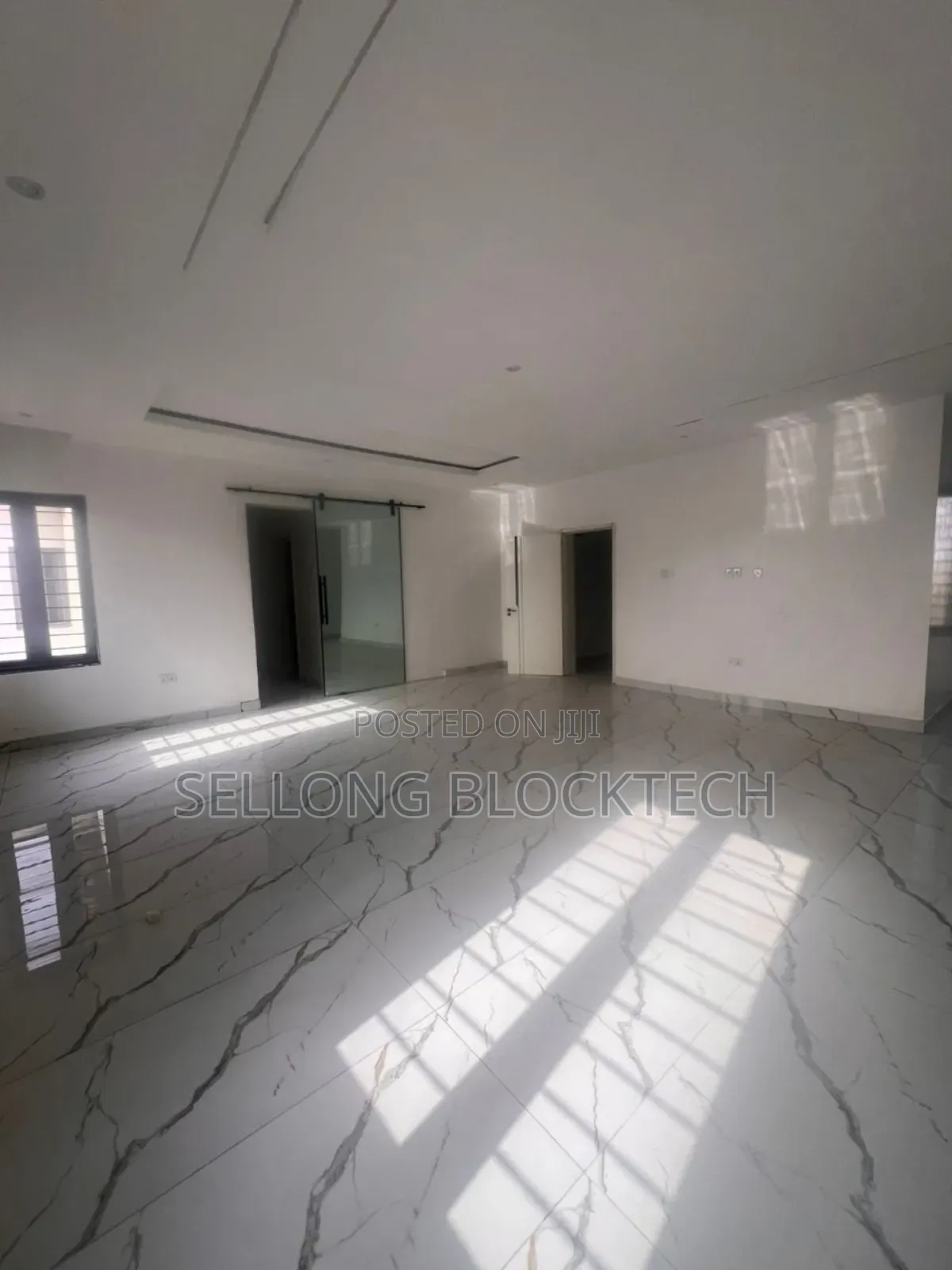 5bdrm Duplex in Kado for sale