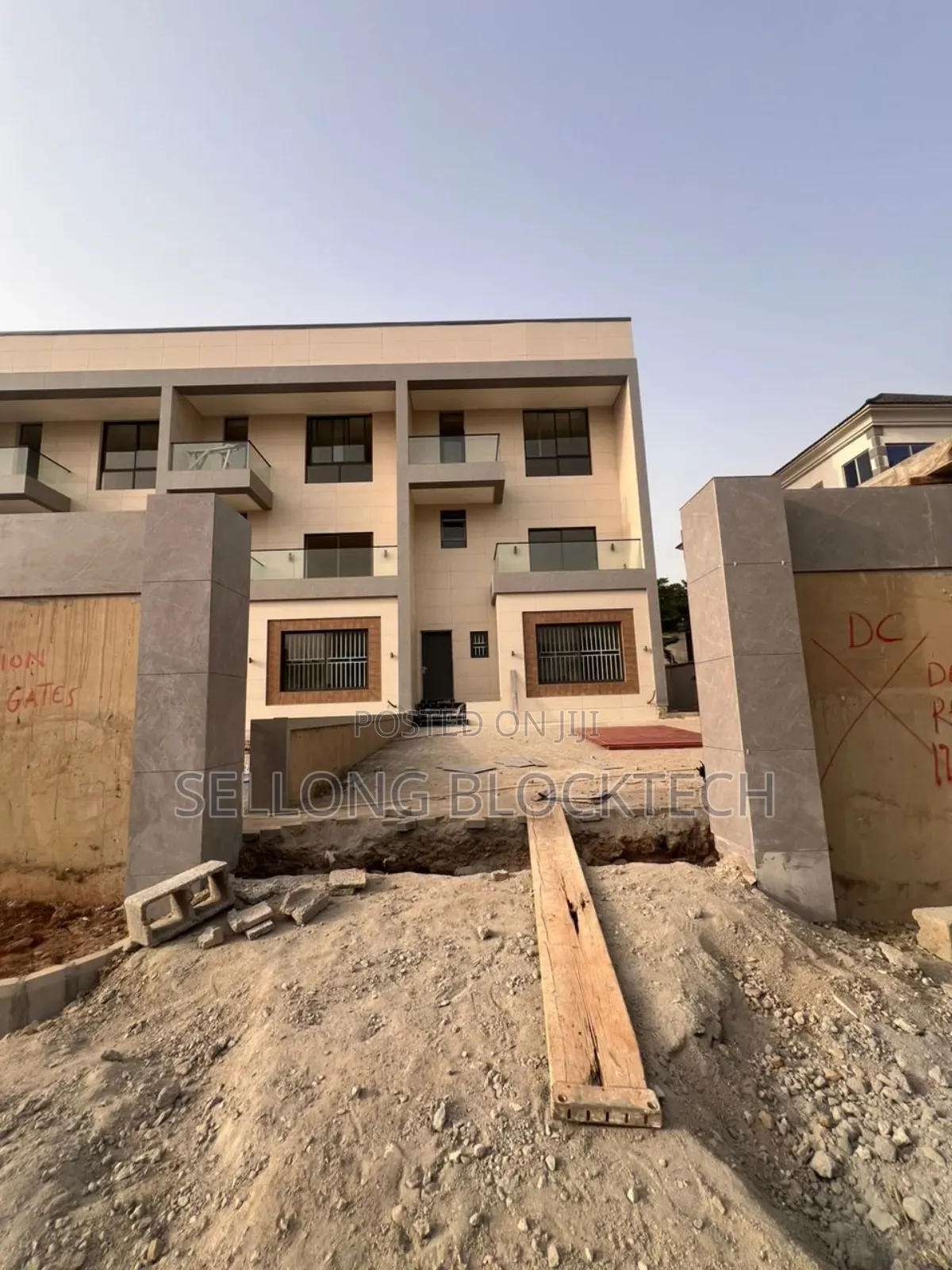 5bdrm Duplex in Katampe Extension for sale