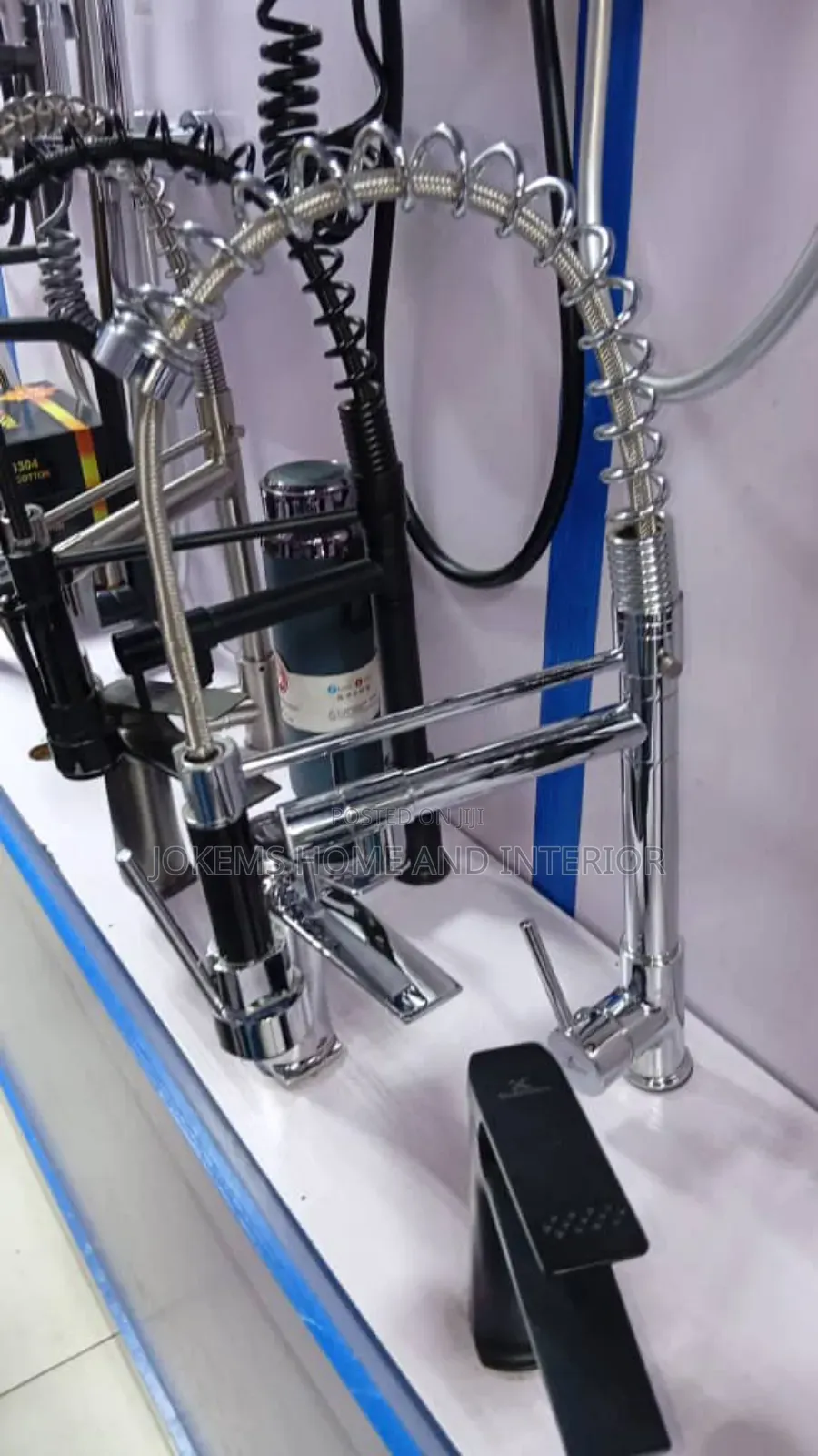 Flexible Spring Kitchen Sink Mixer Tap