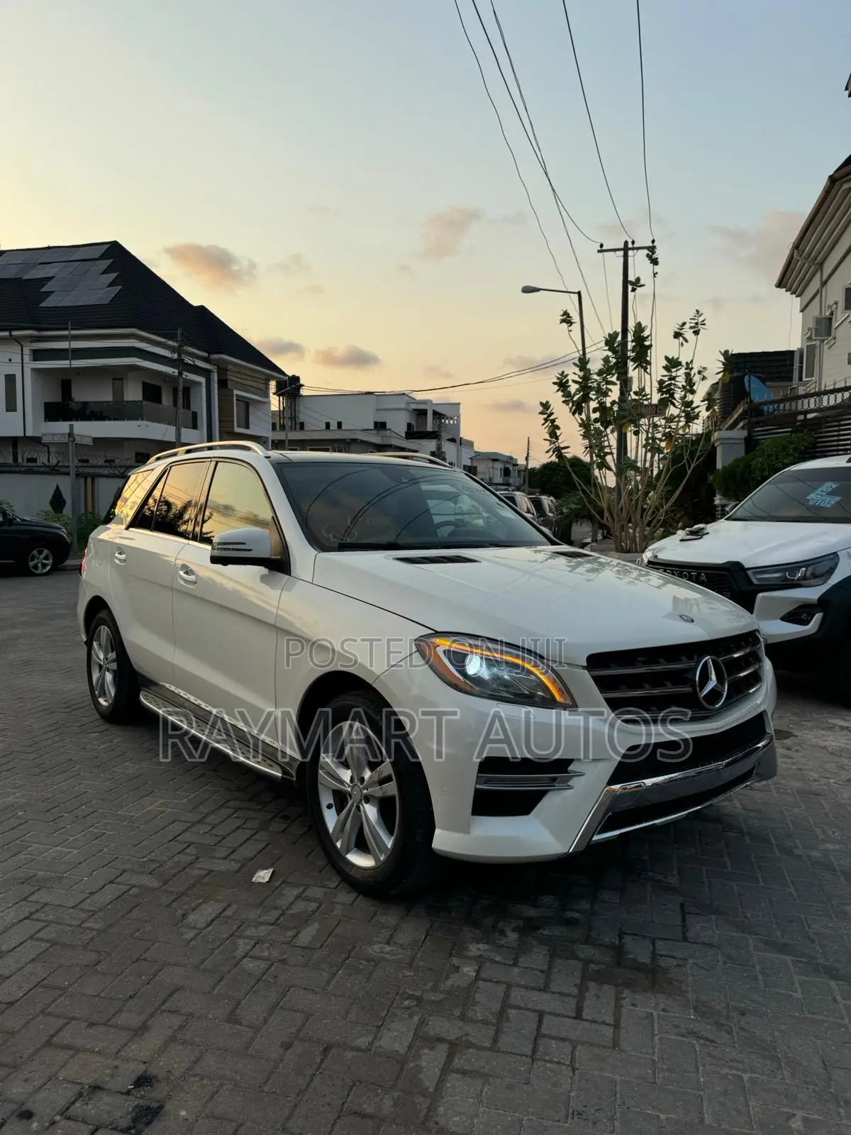 Mercedes-Benz M Class ML350 4MATIC 4dr SUV AWD (3.5L 6cyl 7A) 2014