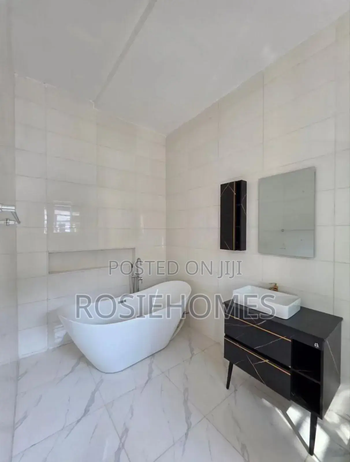4bdrm Duplex in Crown Estate, VGC / Ajah for rent