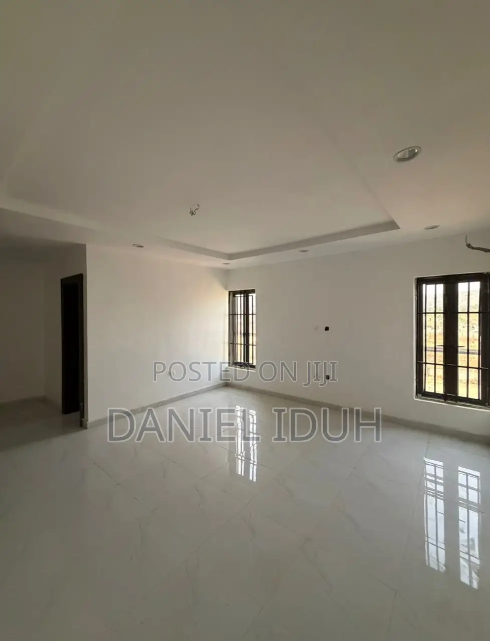 4bdrm Townhouse/Terrace in Jahi for sale