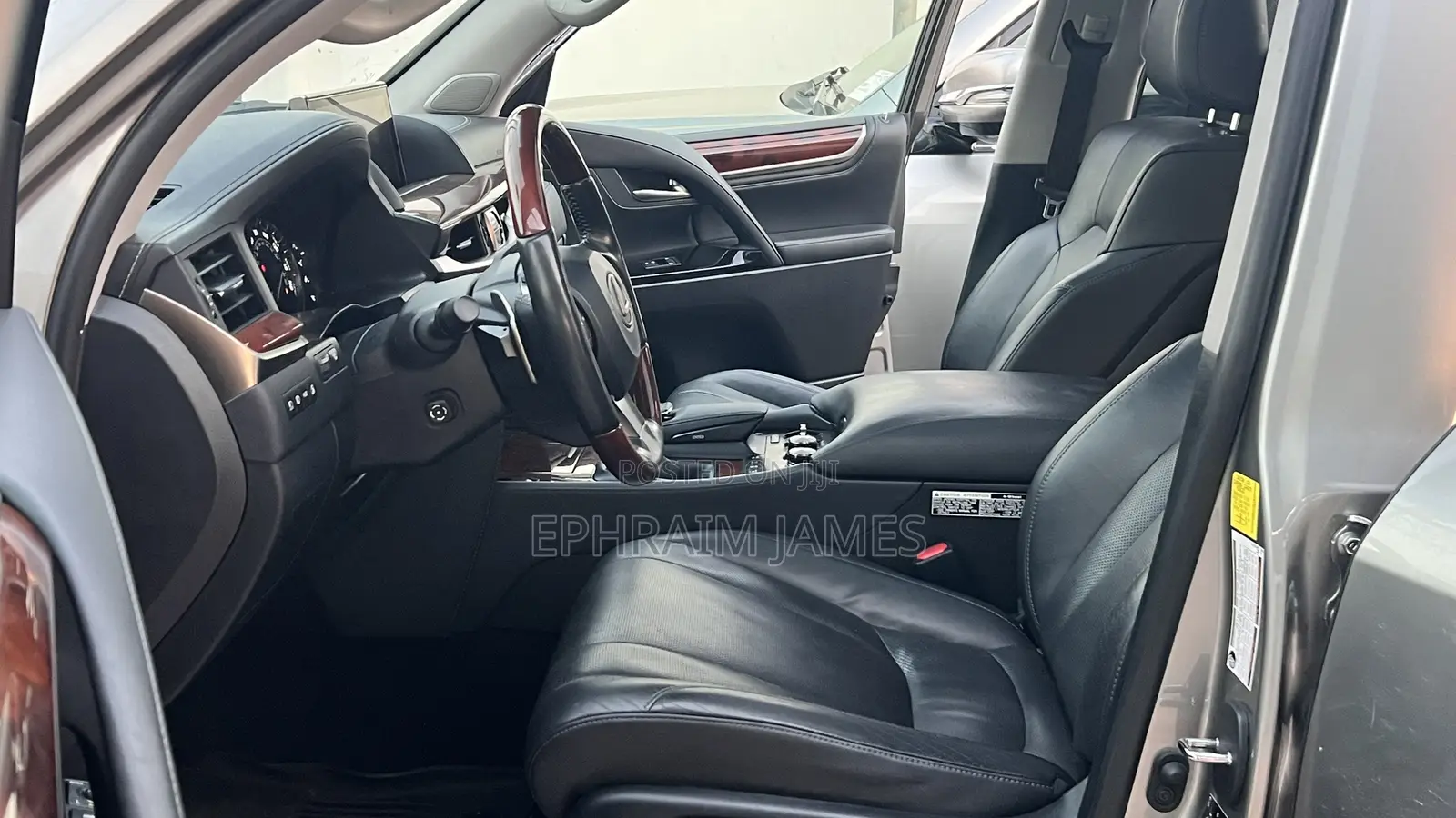 Lexus LX 570 AWD 2018 Gray