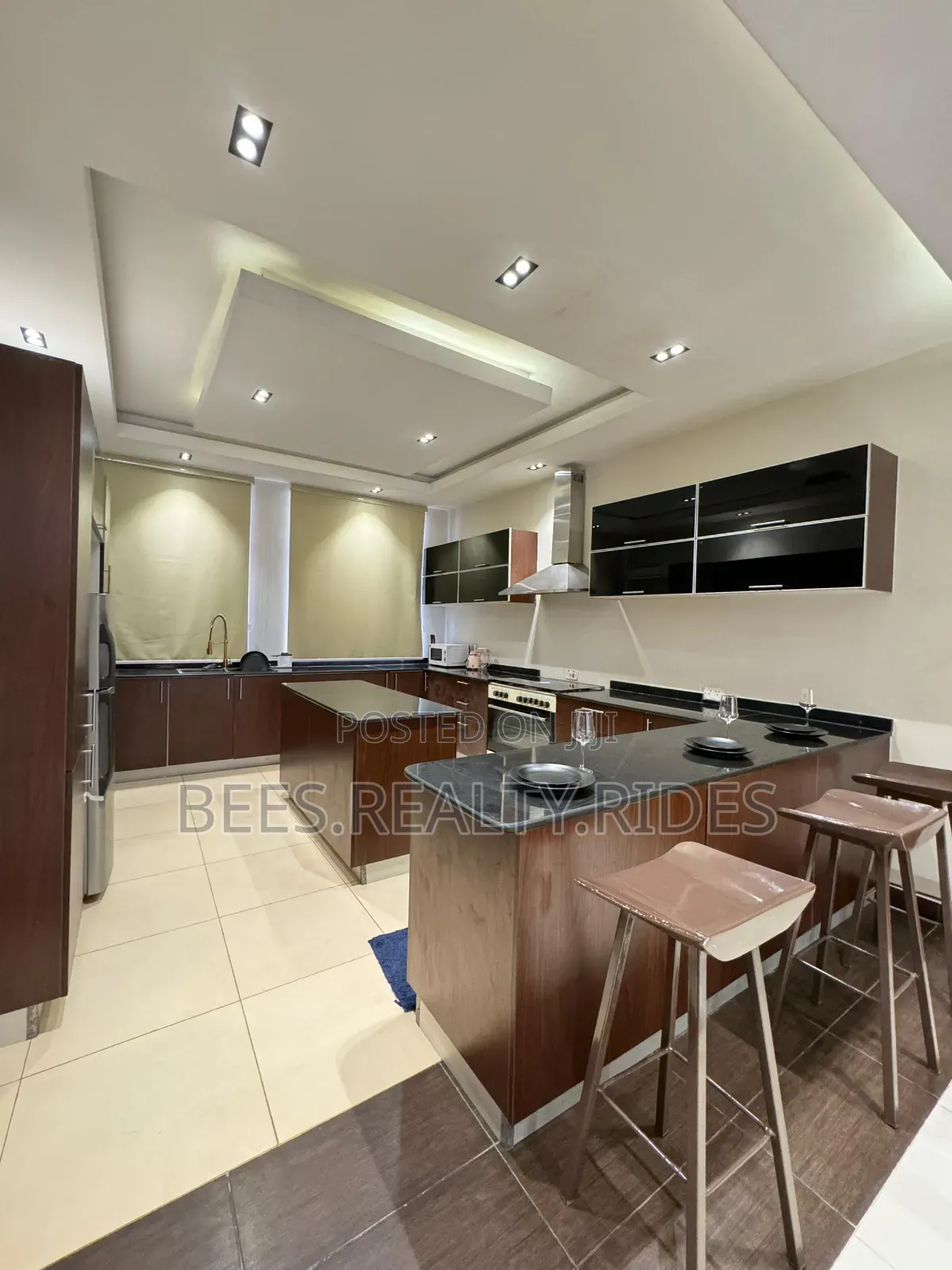 2 Bedroom Penthouse With a Pool, Snooker Board and Gym